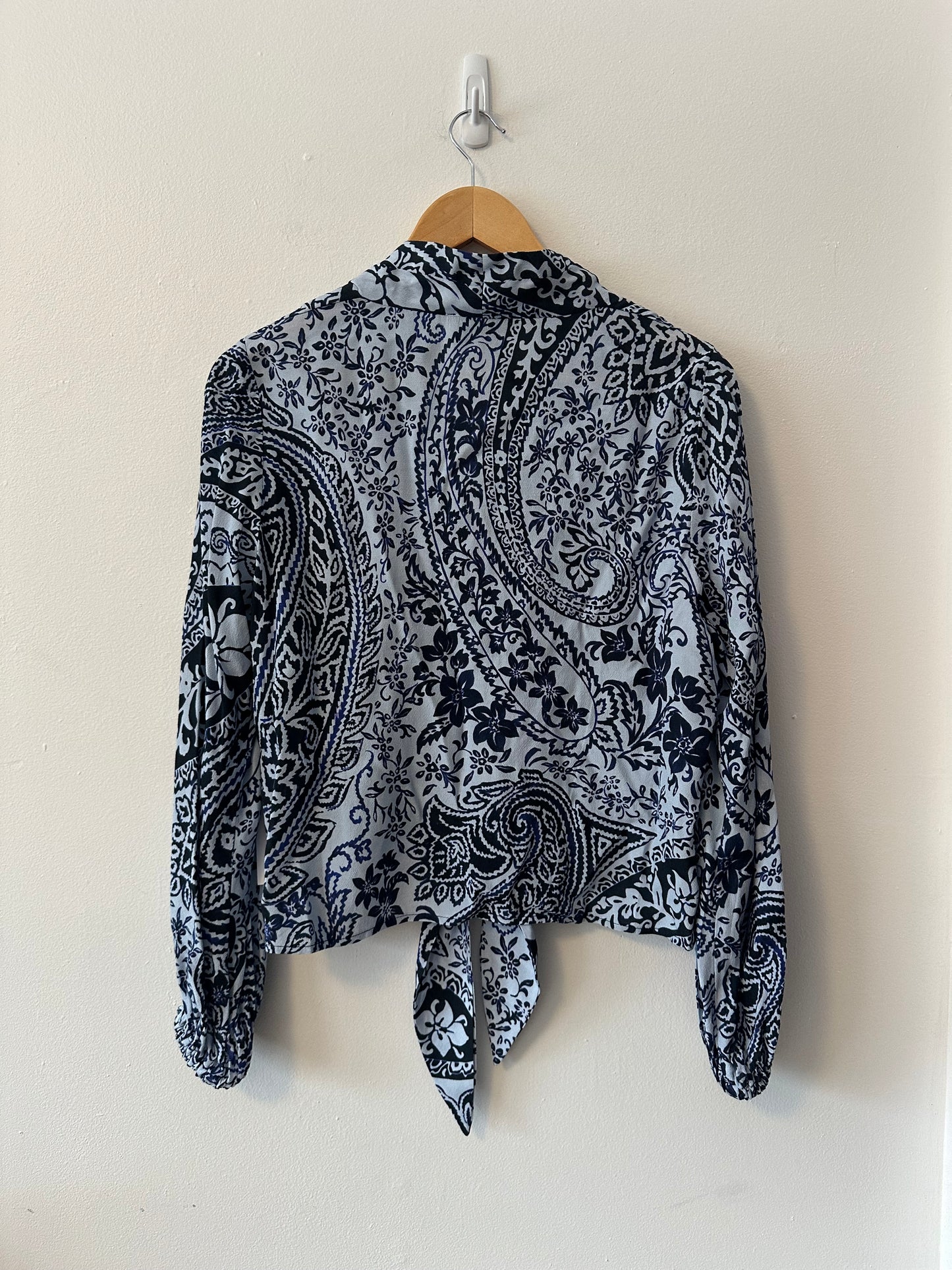 NWT Fifteen Twenty Scarlet Tie Front Blue Paisley Top | Size XS