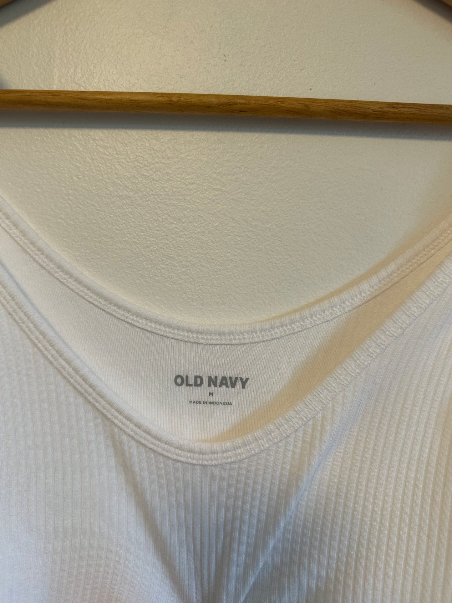 Old Navy White Tie Shoulder Ribbed Scoop Neck Bodysuit | Size Medium