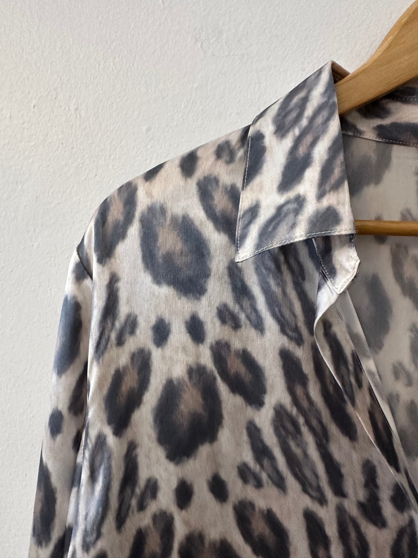 NWT Catherine Gee Daria French Cuff Silk Blouse - New Leopard | Size Large