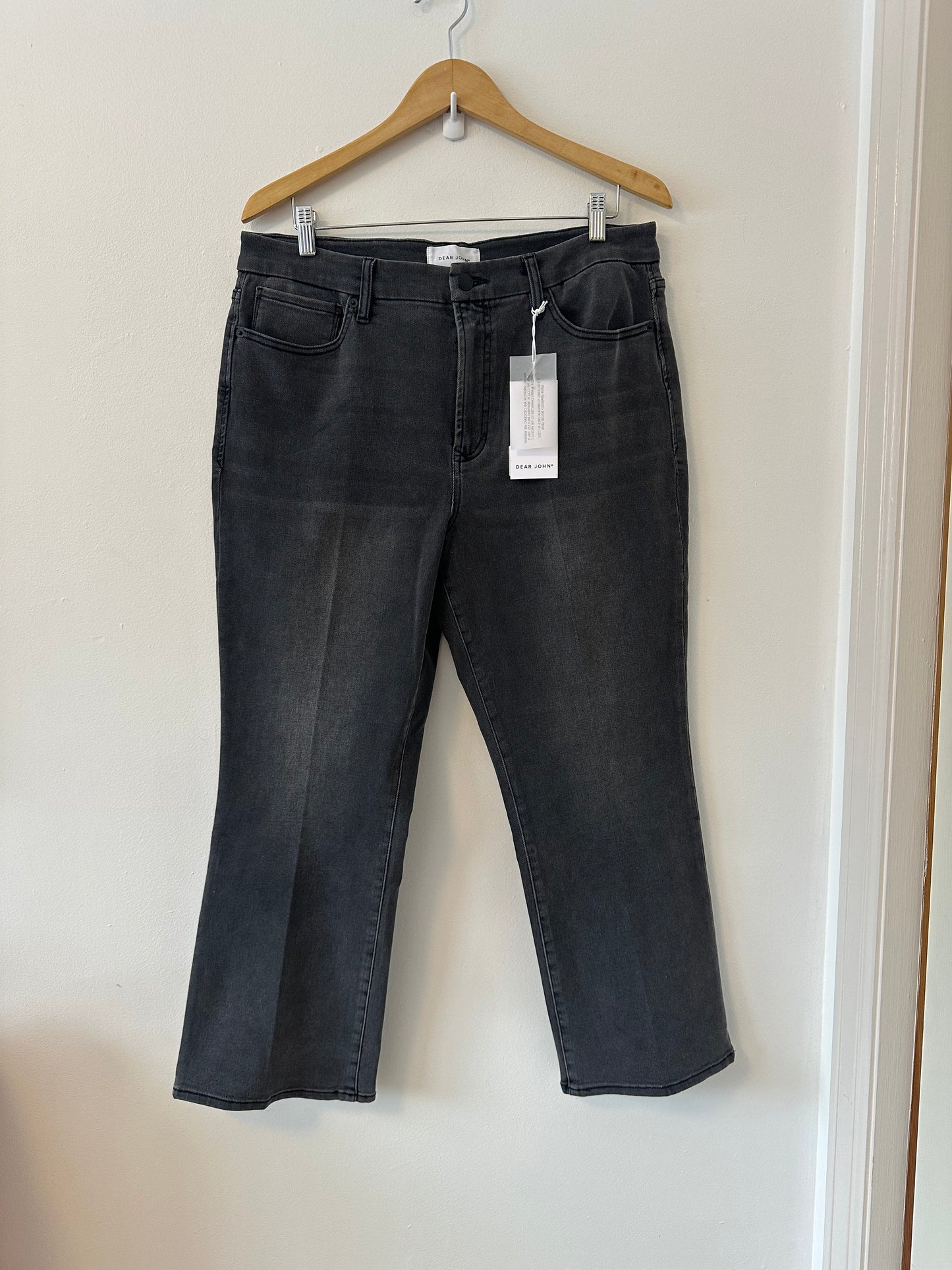 NWT Dear John Denim Jeanne Flare Jean in Crosscreek | Size 32