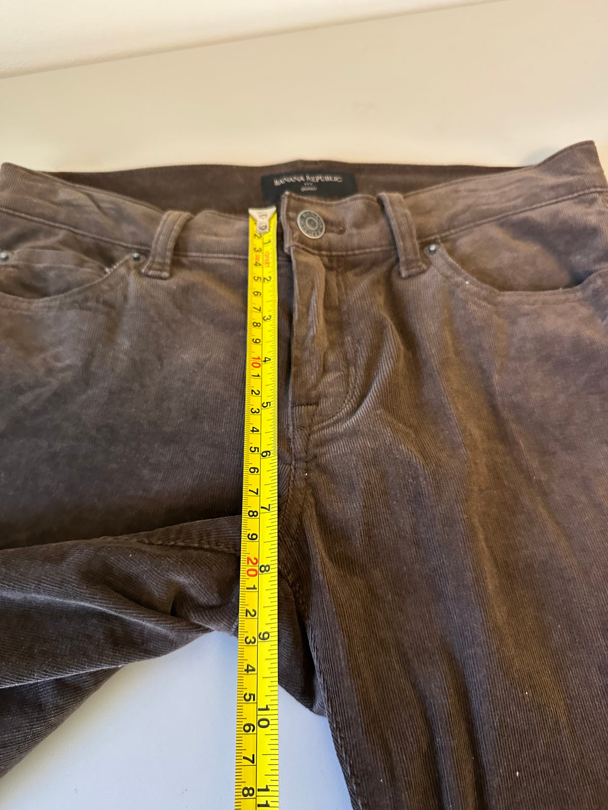 Banana Republic Skinny Corduroy Pants in Brown | Size 26