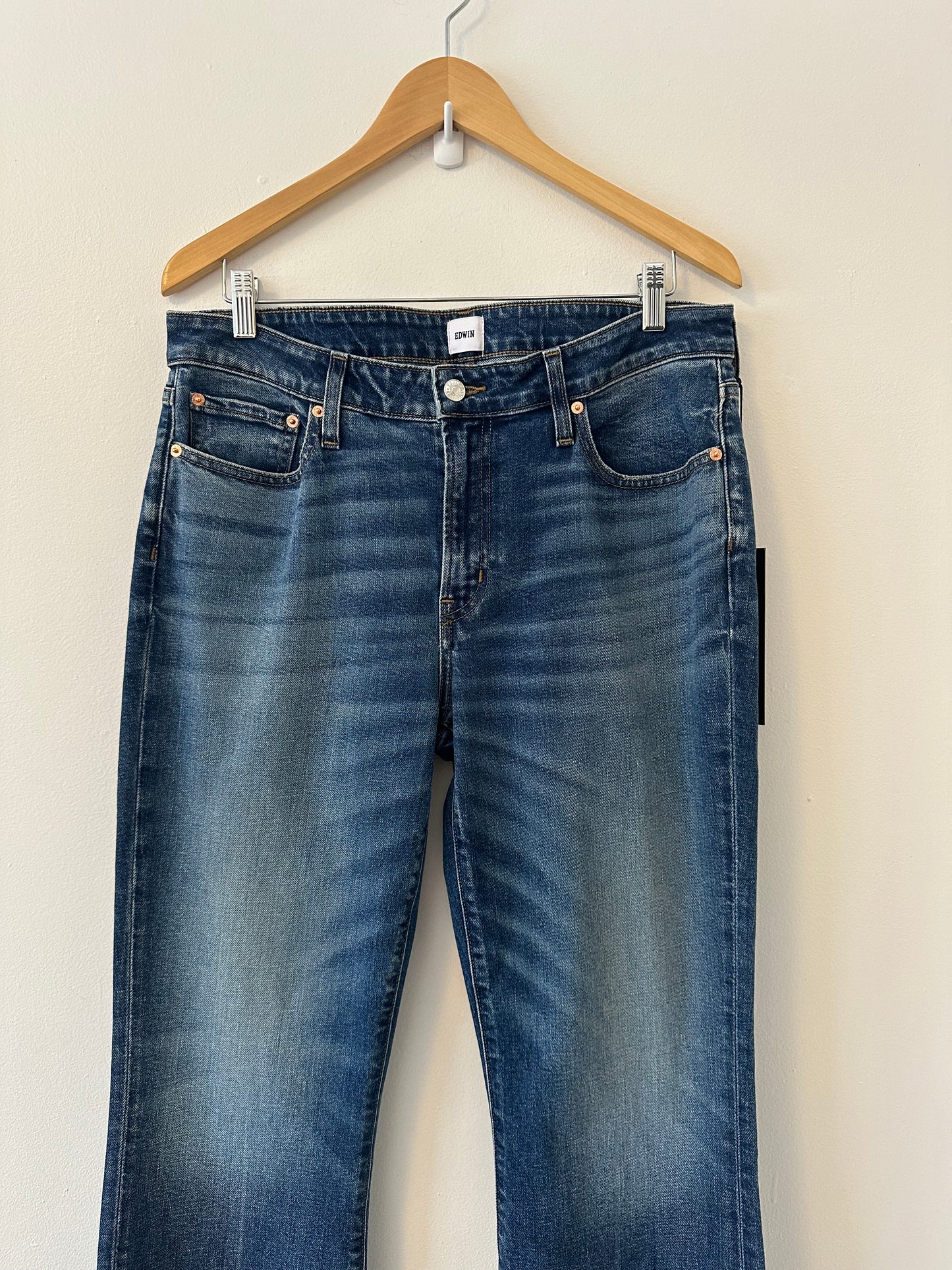 NWT Edwin Lark Ankle Bootcut Jeans in Wilder Wash | Size 32
