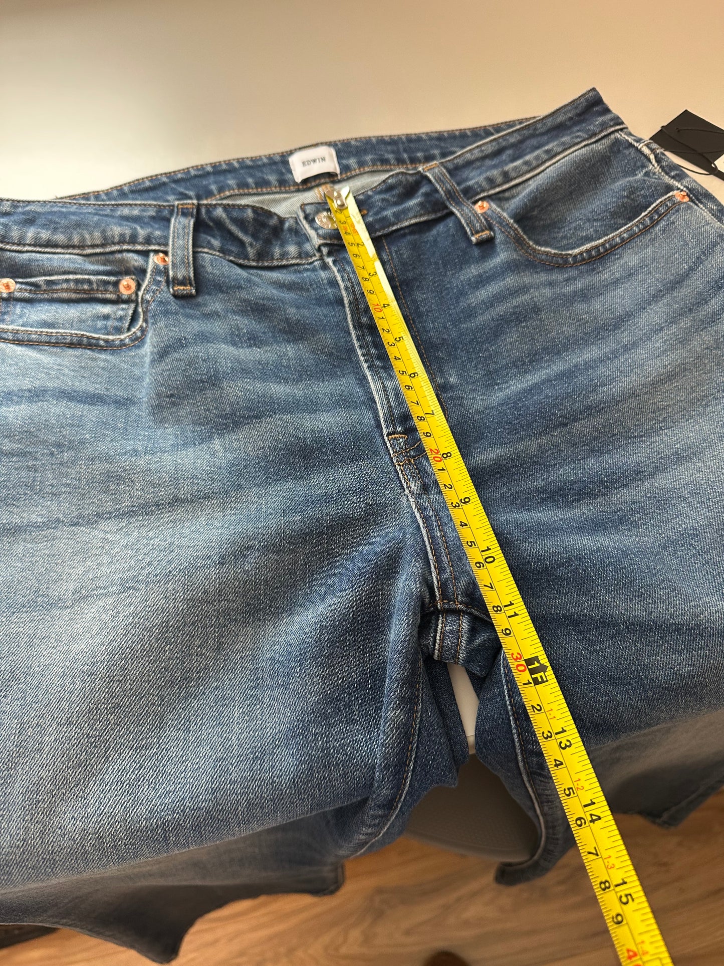 NWT Edwin Lark Ankle Bootcut Jeans in Wilder Wash | Size 32