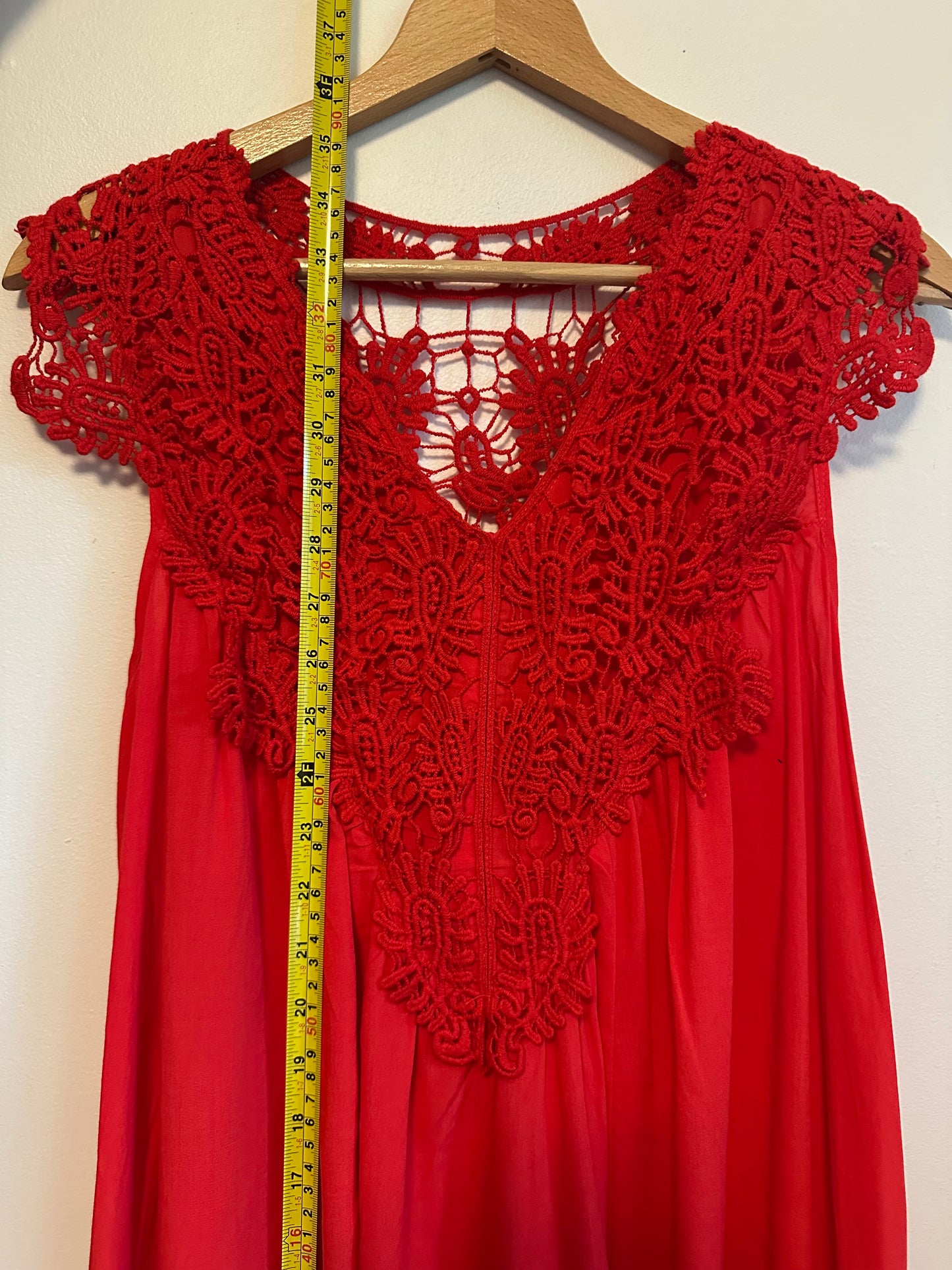 NWT Ya Los Angeles Red Crochet Lace Boho Mini Dress Sleeveless V-Neck | Medium