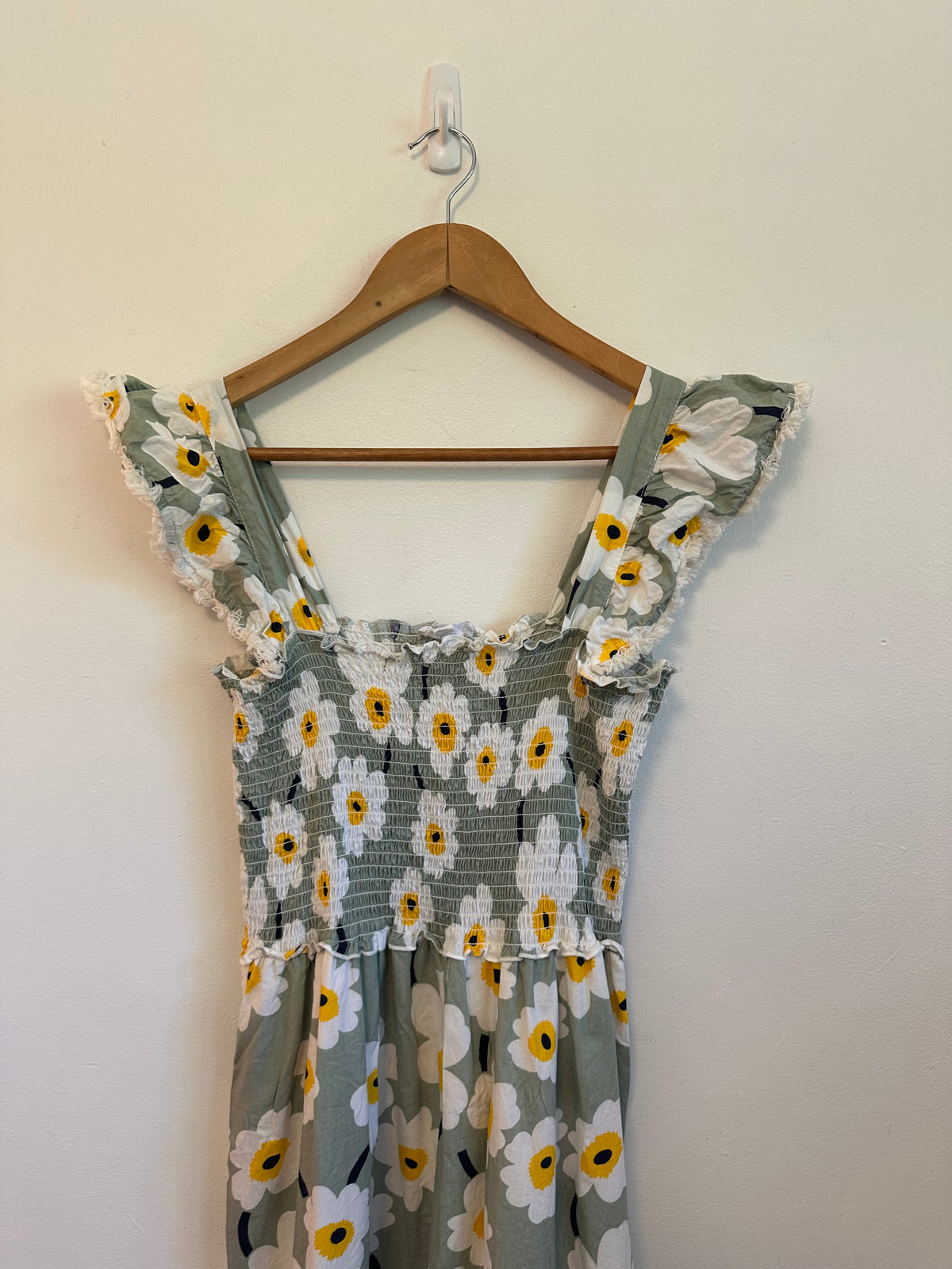THML Sage Green Daisy Floral Smocked Ruffle Strap Midi Dress | Size Small