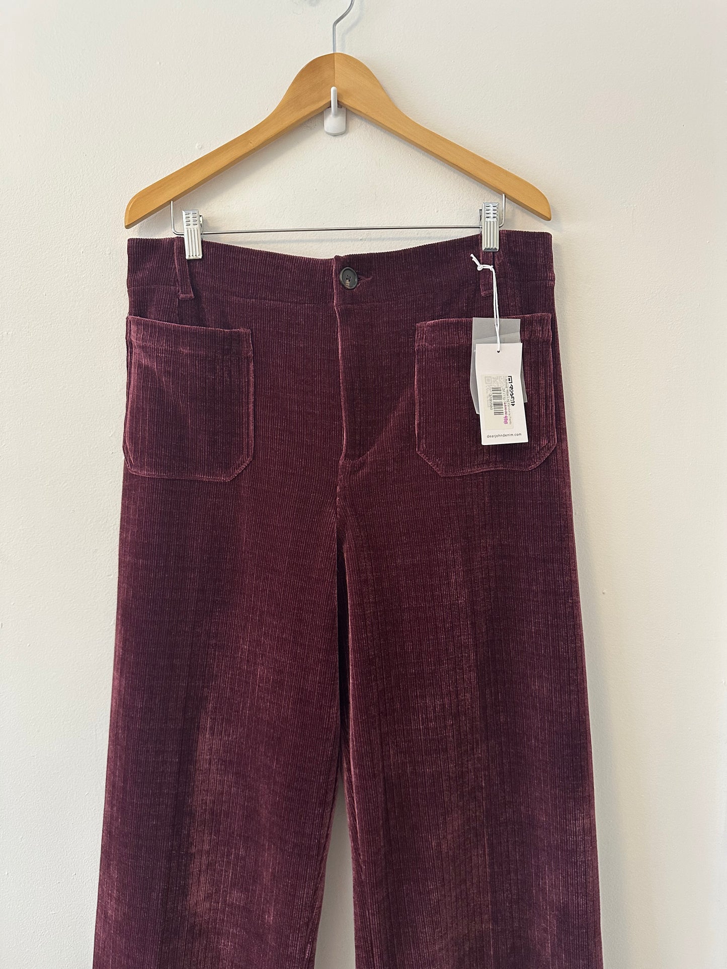 NWT Dear John Wide Leg Patch Pocket Corduroy Pants in Fig | Size 32
