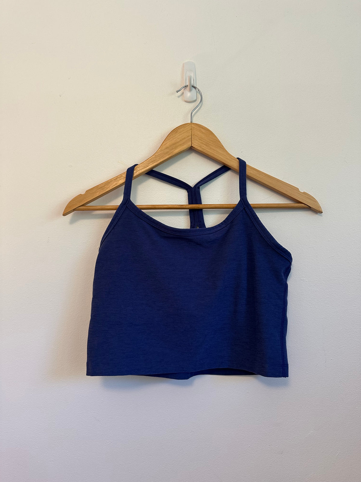 Beyond Yoga Indigo Blue Heathered Racerback Cropped Tank Top | Size Medium