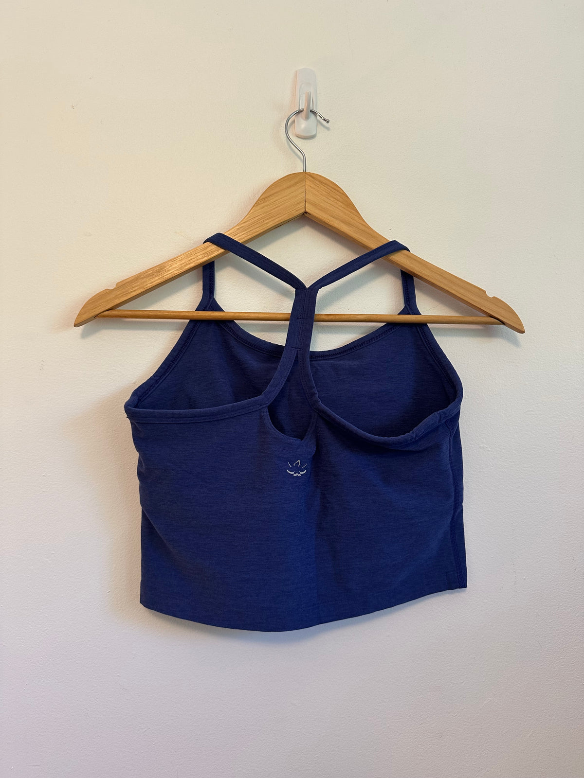 Beyond Yoga Indigo Blue Heathered Racerback Cropped Tank Top | Size Medium