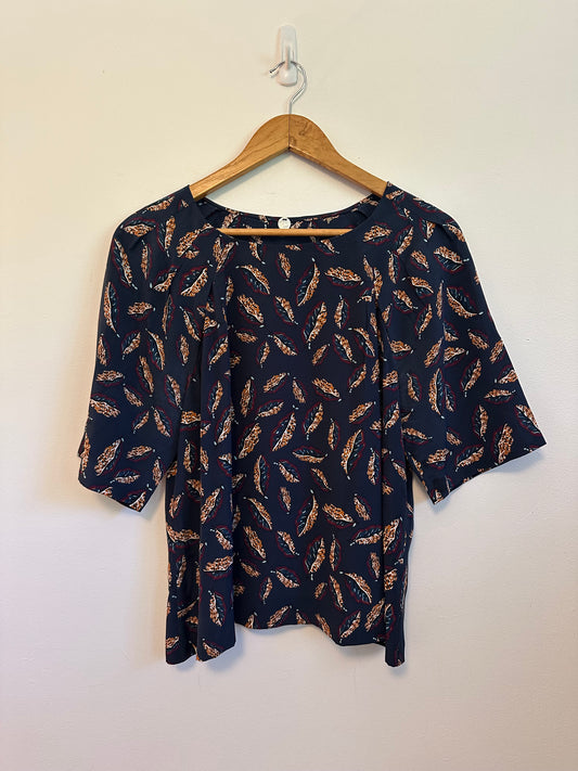 Margaret O'Leary Navy Blue Feather Print 100% Silk Short Sleeve Blouse