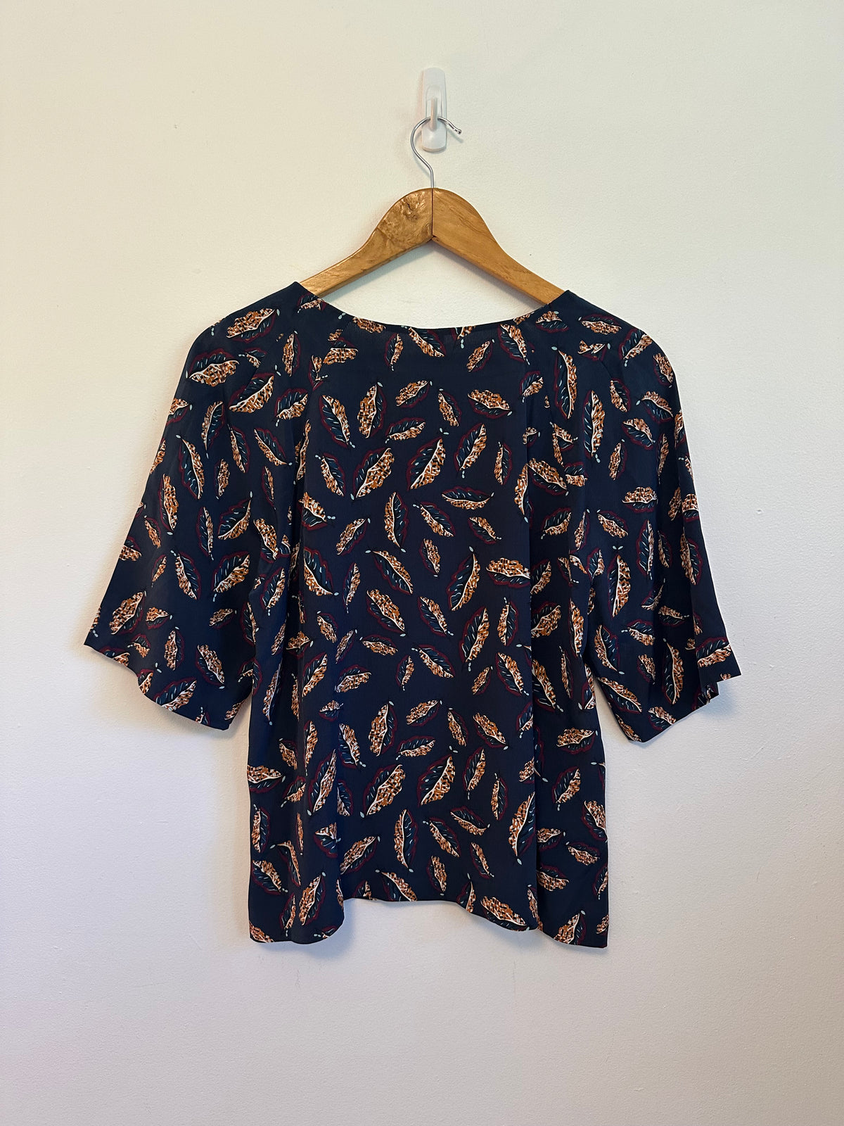 Margaret O'Leary Navy Blue Feather Print 100% Silk Short Sleeve Blouse