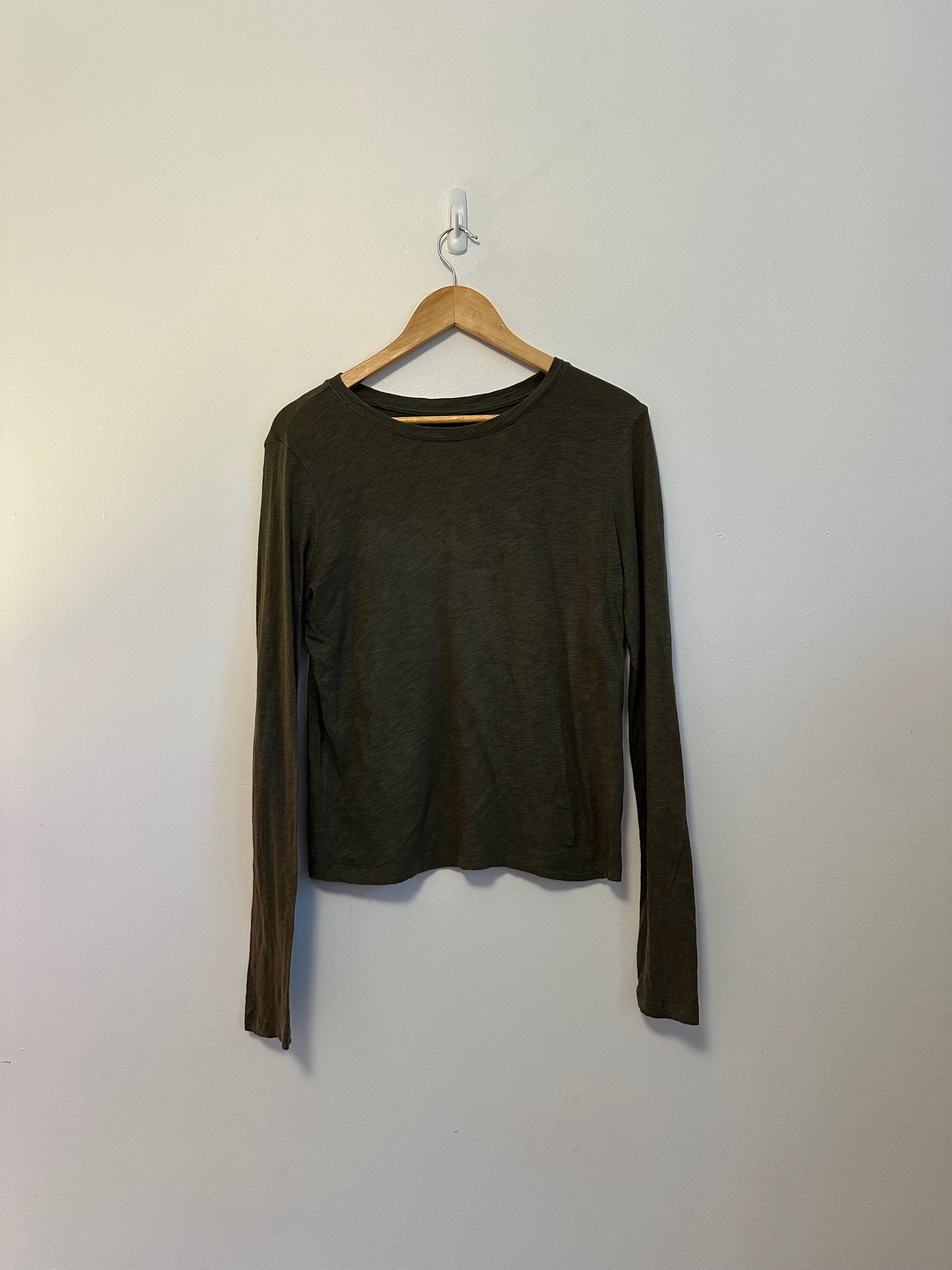 Z Supply Olive Green Slub Cotton Long Sleeve Crewneck T-Shirt | Size Medium