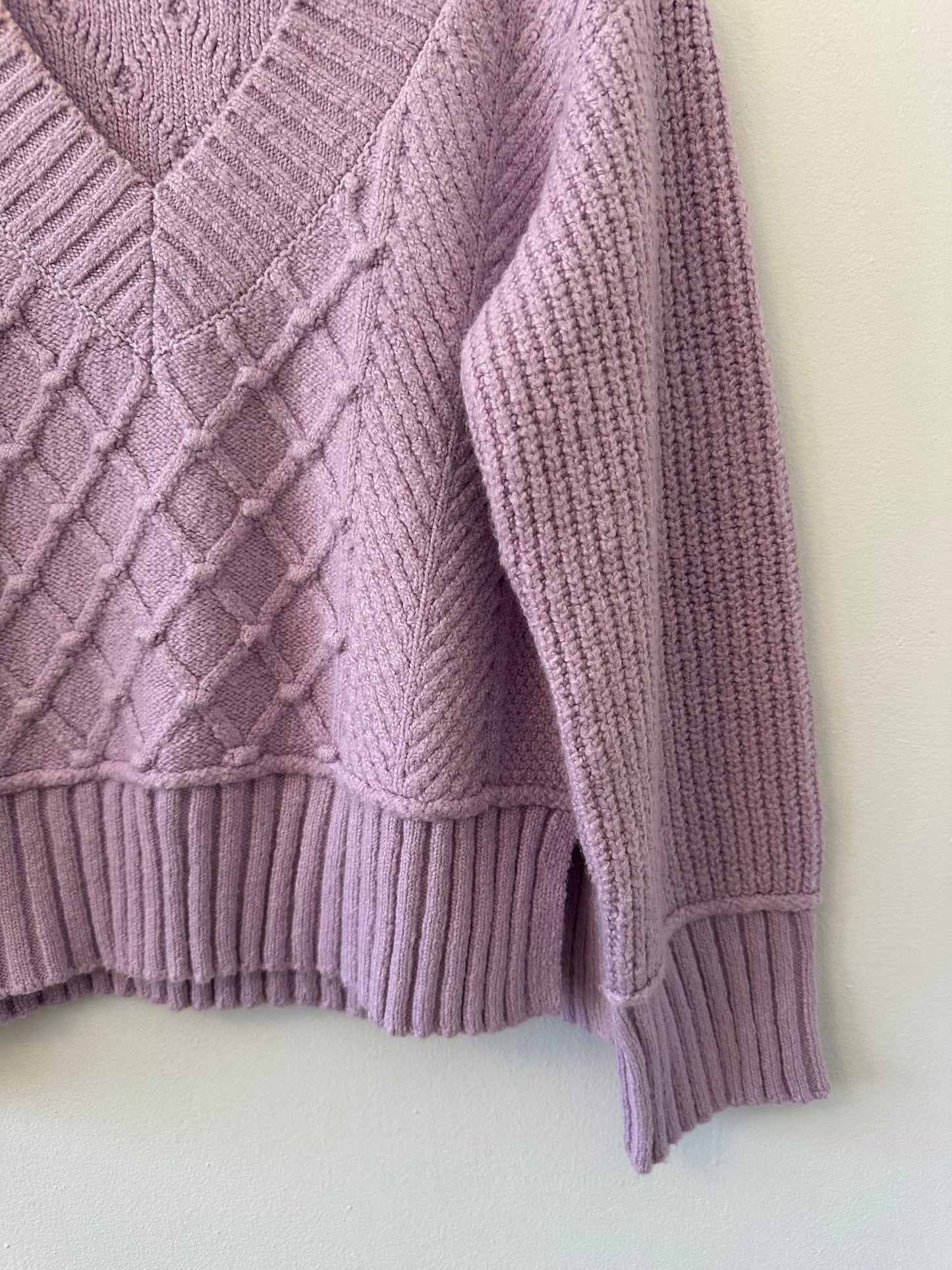 Anthropologie Maeve Tilly V-Neck Pullover Sweater in Lilac Purple | Size XS