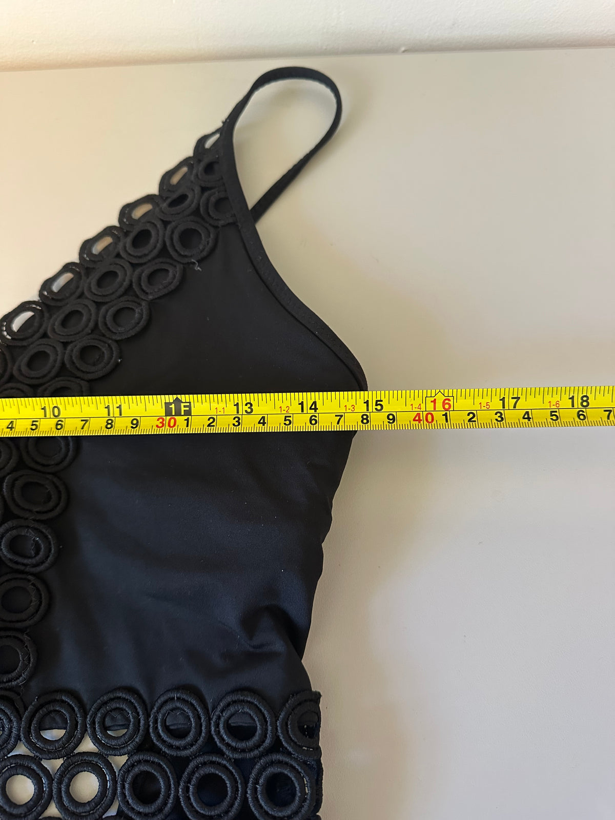 Becca Muse Black Show & Tell Crochet Lace Plunge One Piece Swimsuit | Size Large