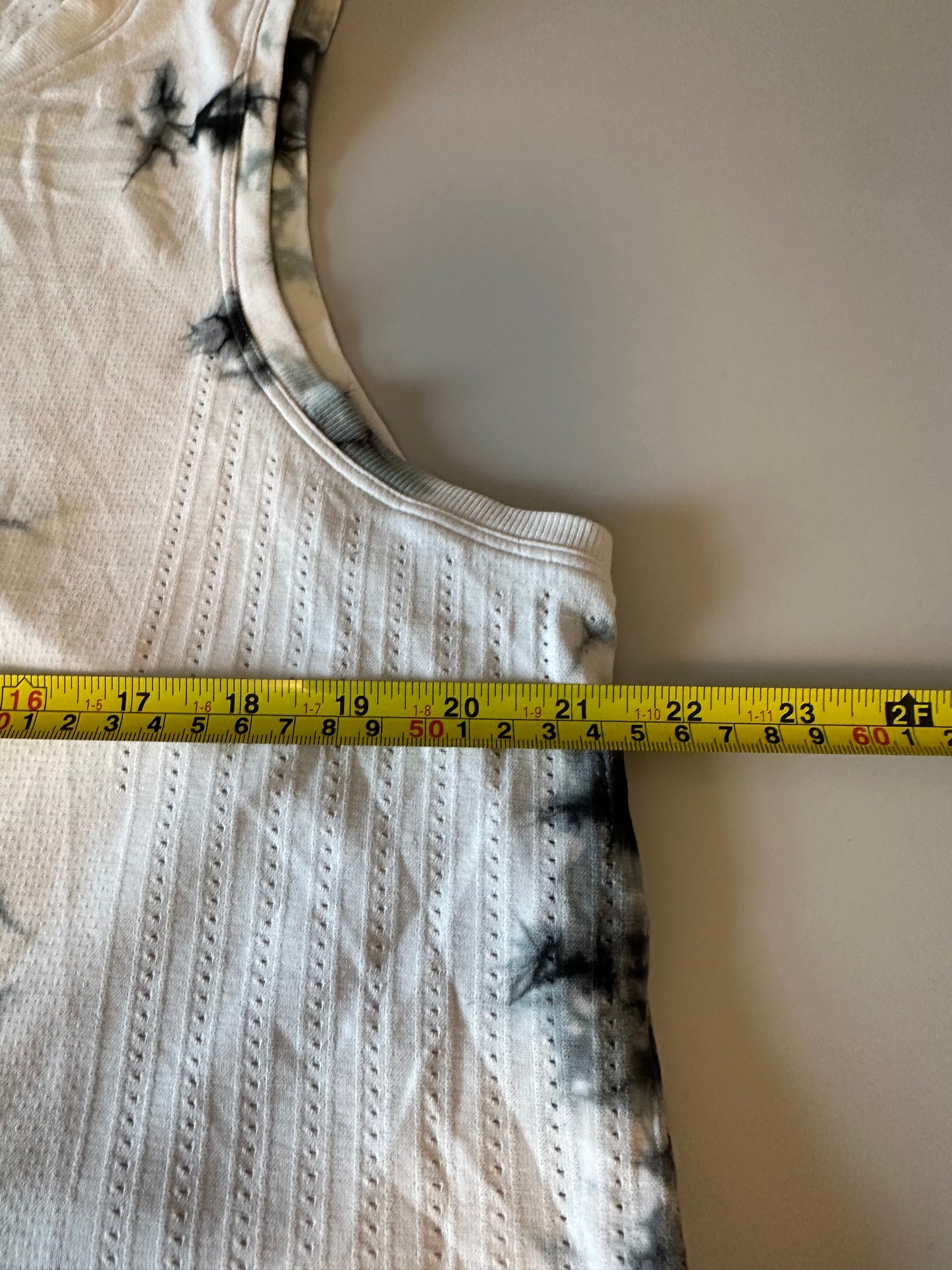 Lululemon Train to Be Tank Top in Black and White Tie Dye Marble Mesh