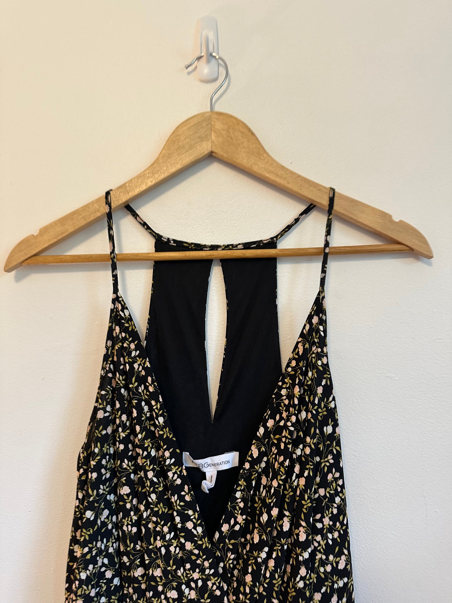 BCBGeneration Black Floral Racerback Midi Dress | Size Medium