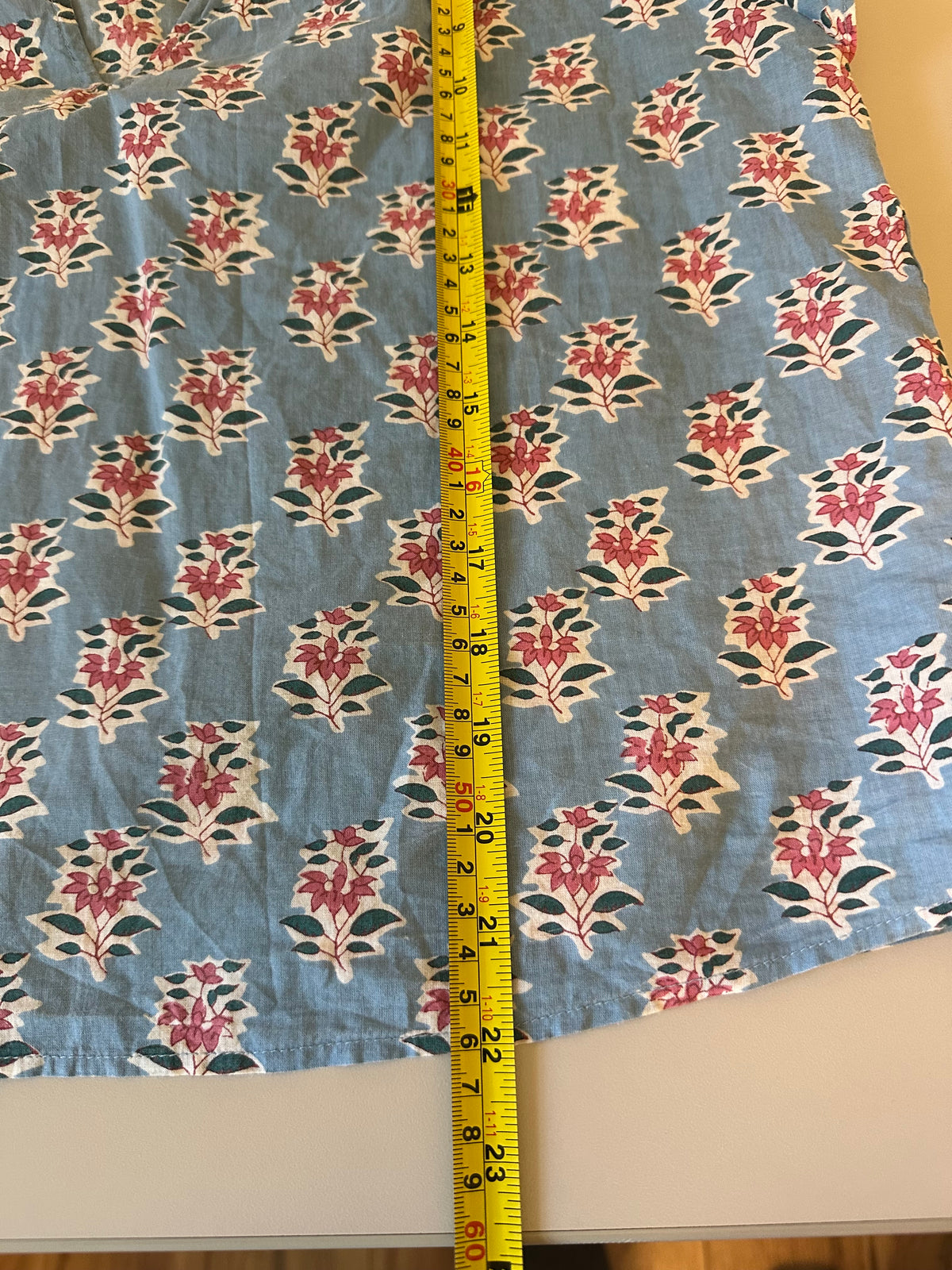 Marea Blue Floral Block Print Ruffle Cap Sleeve Cotton V-Neck Top | Size Medium