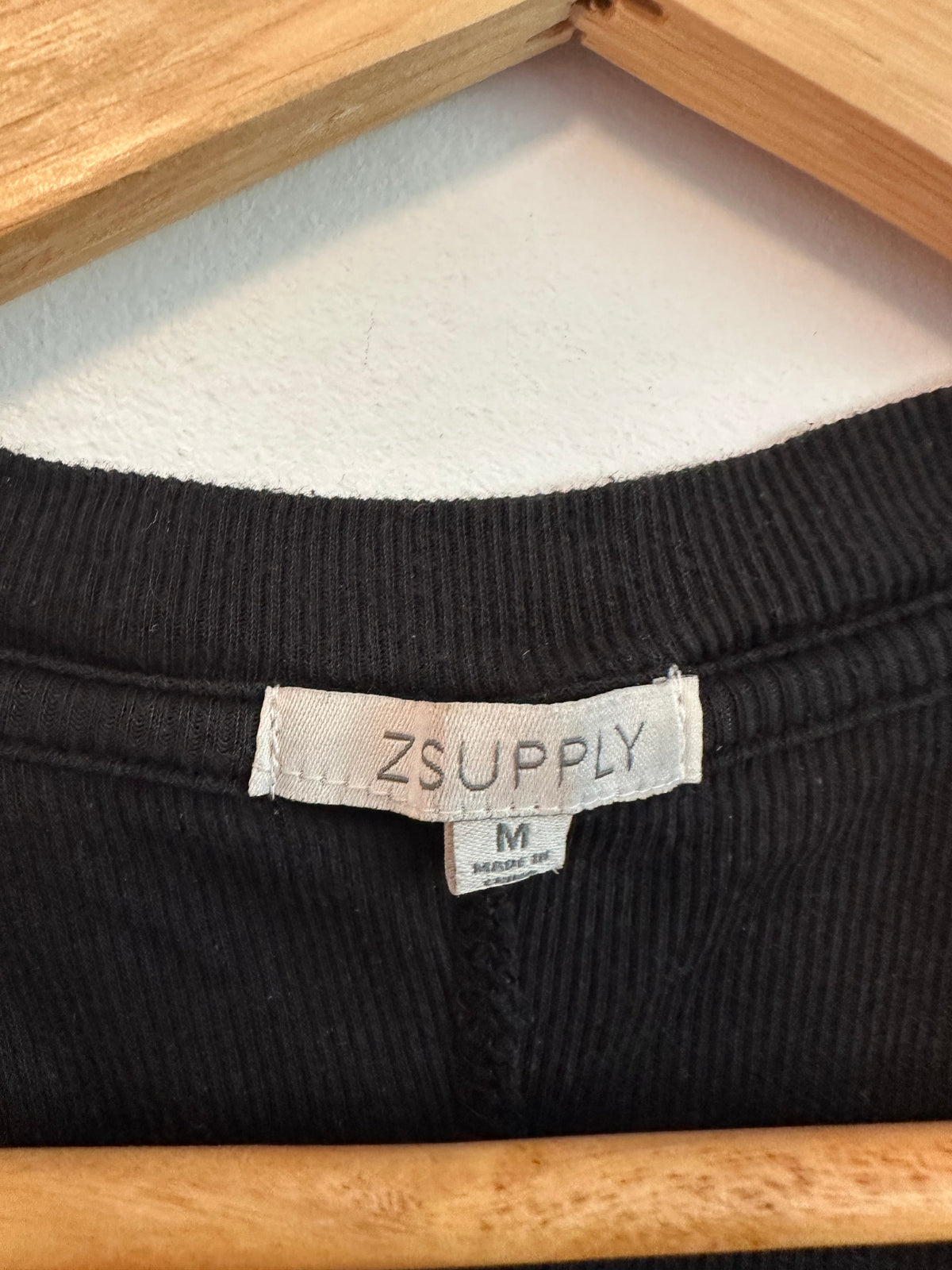 Z Supply Black Ribbed Scoop Neck Tank Top | Size Medium