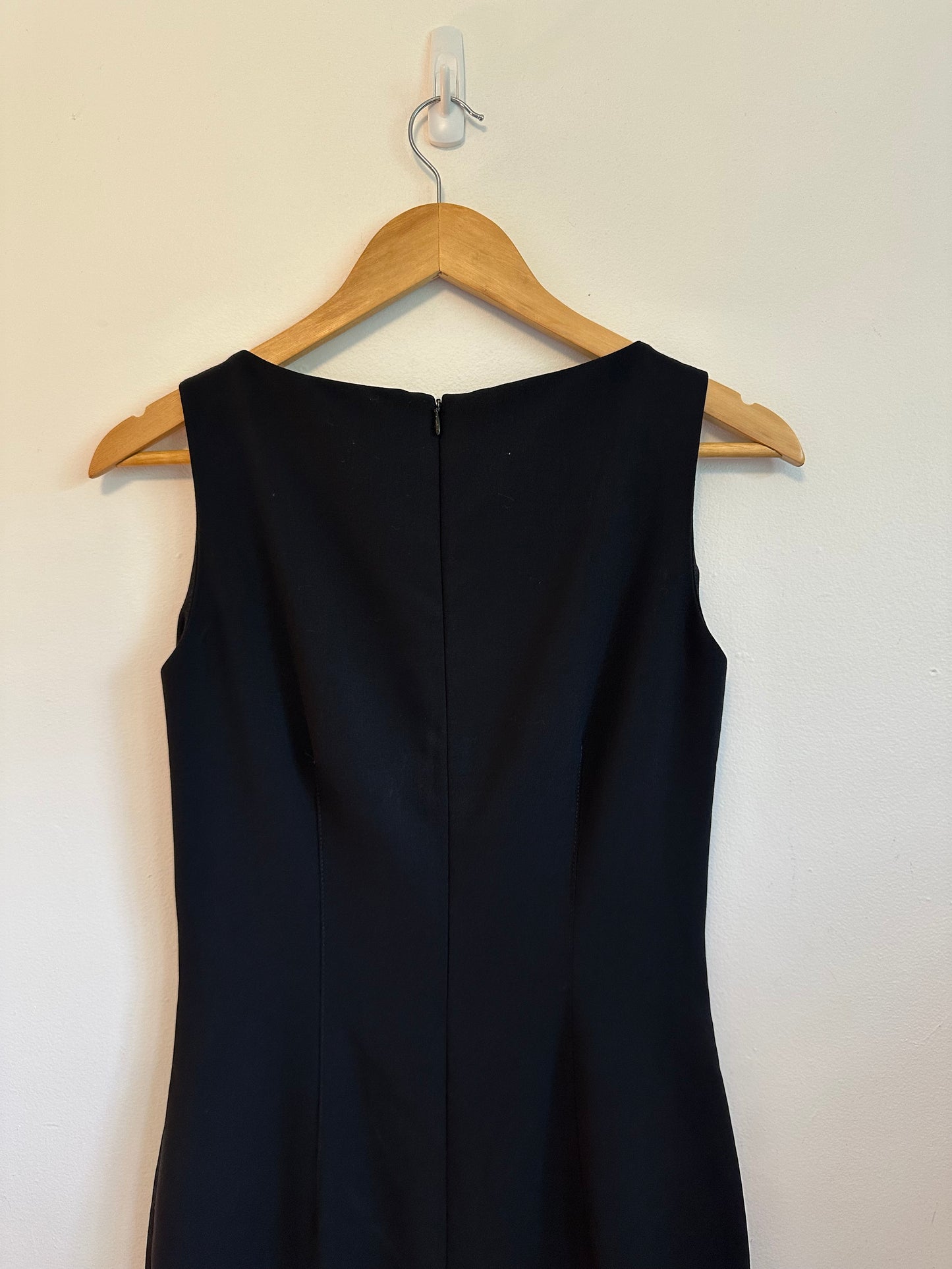 Theory Bergdorf Goodman Black Wool Blend Sleeveless Sheath Dress | Size 4