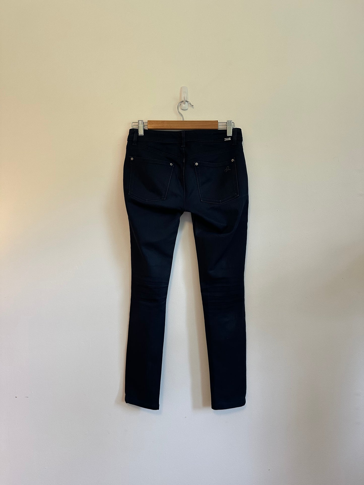 DL1961 Emma Legging Dark Indigo Skinny Low Rise Jeans | Size 27