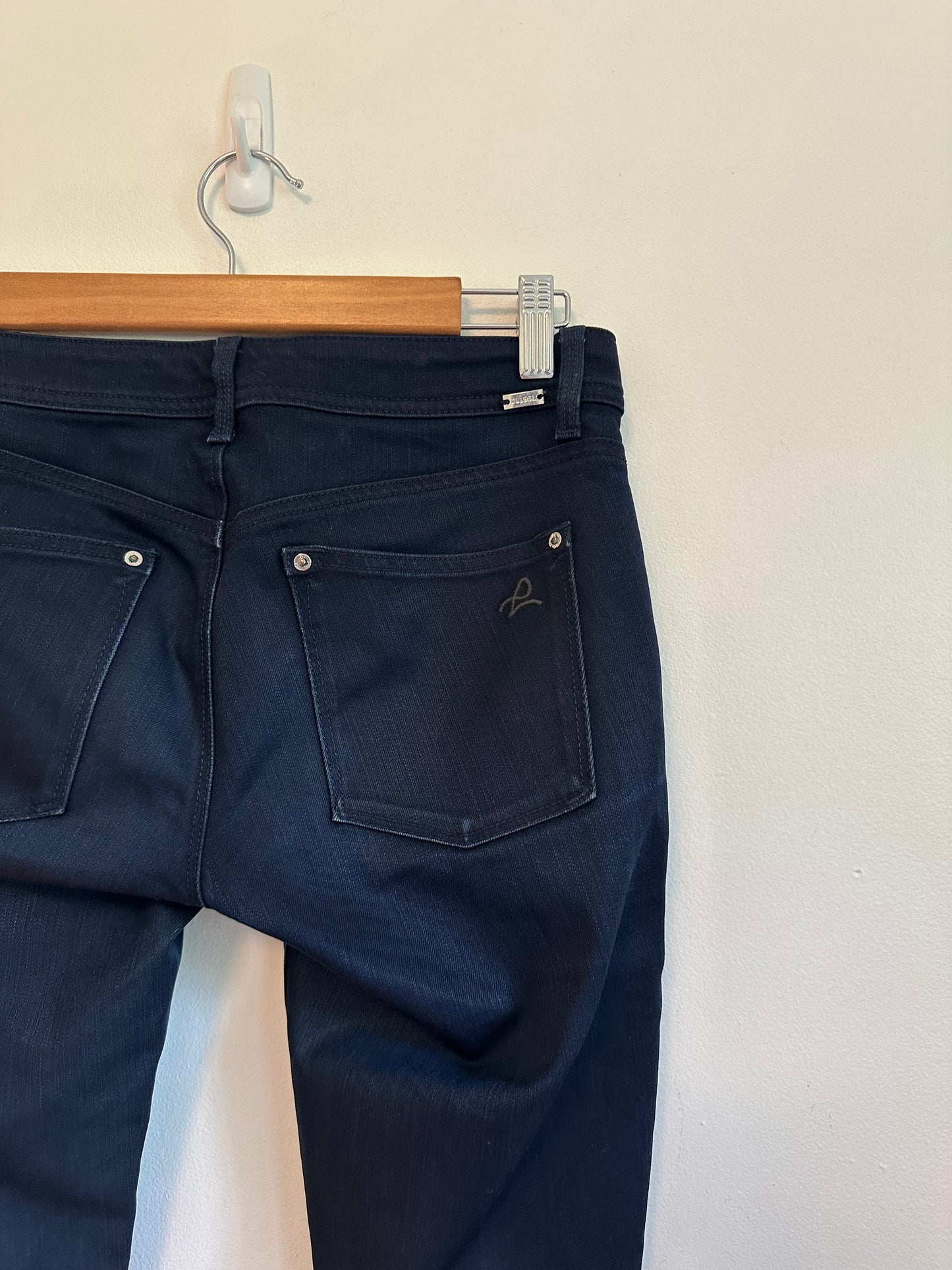 DL1961 Emma Legging Dark Indigo Skinny Low Rise Jeans | Size 27