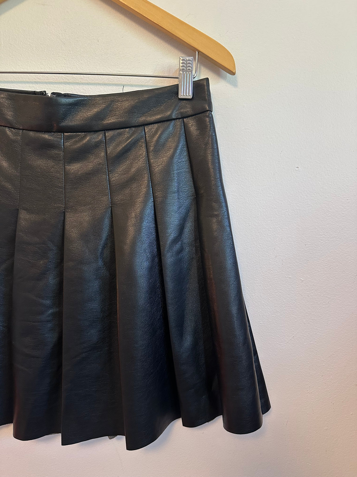 Sunday Best Aritzia Black Vegan Leather Pleated Mini Skirt | Size 10