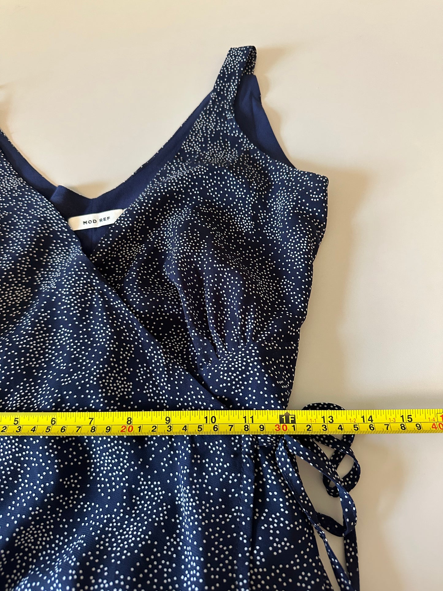 MOD REF Polka Dot Sleeveless Wrap V-Neck Midi Dress V-Neck | Size Small