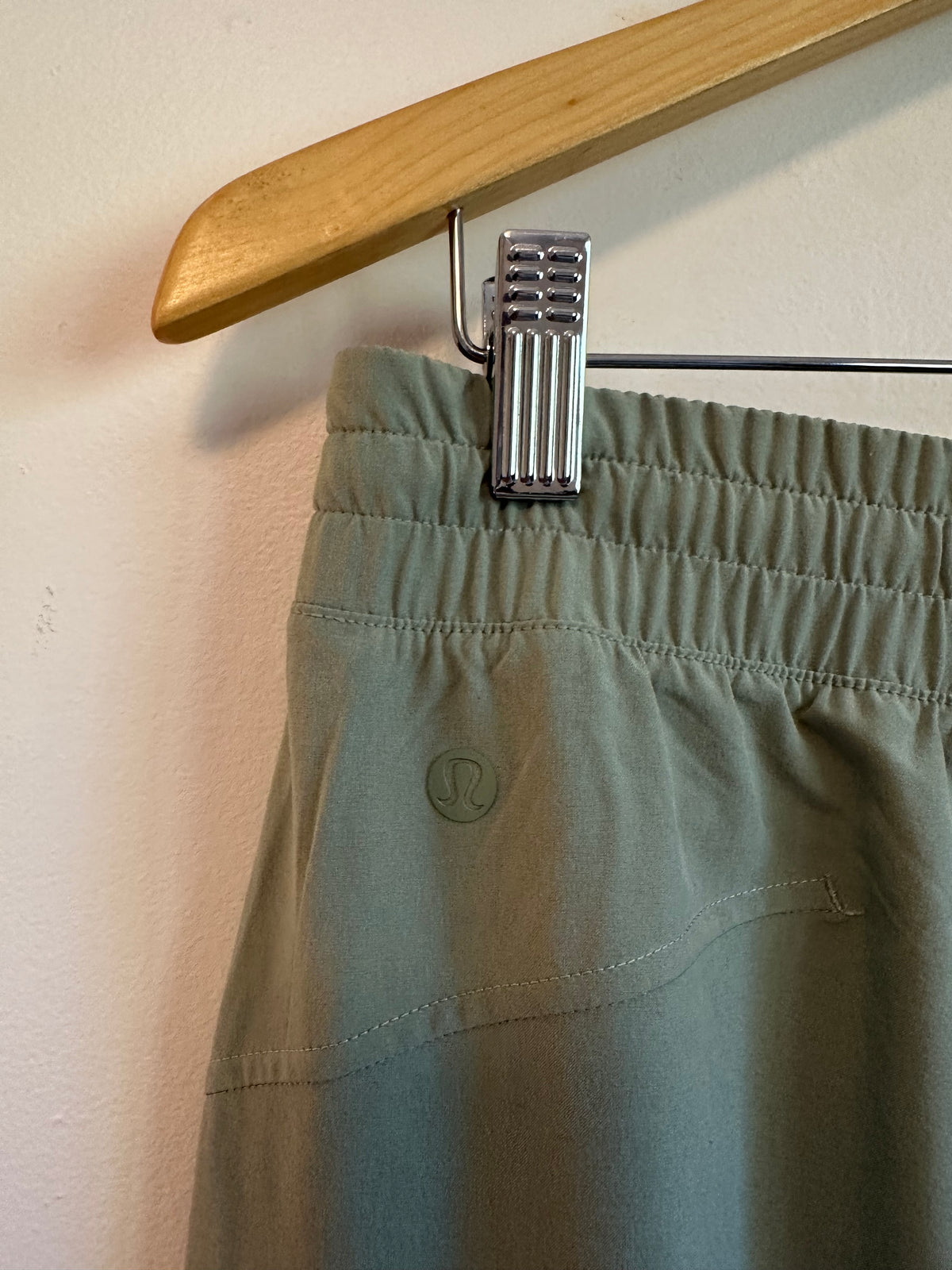 Lululemon Swift Stretch High Rise Wide Leg Pant in Sage Green | Size 10