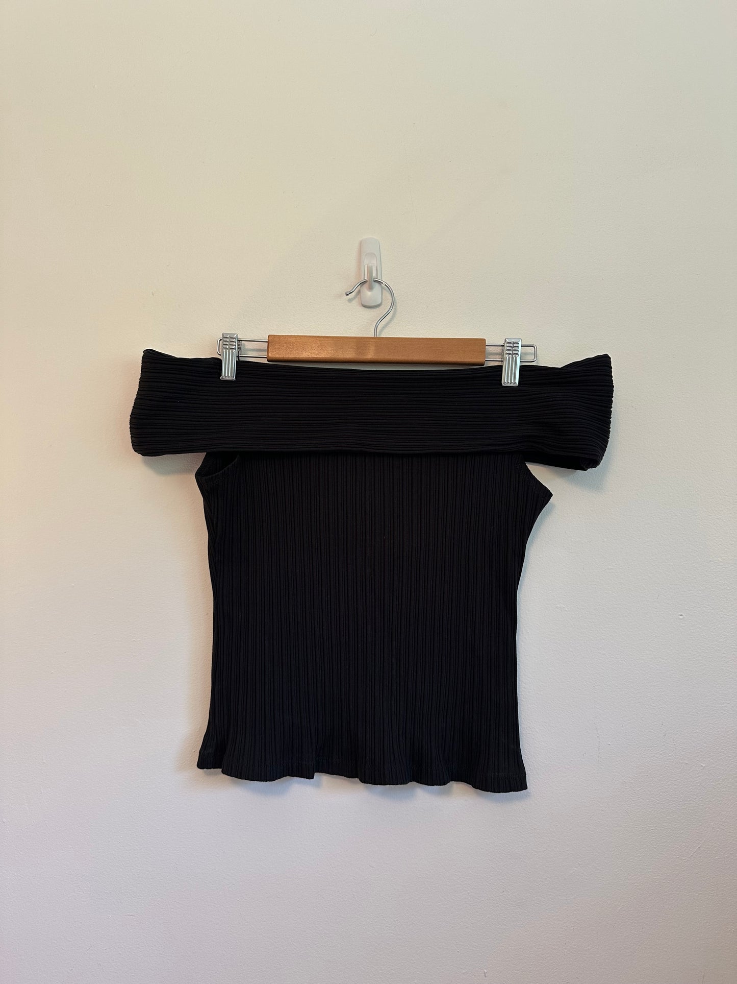 Madewell Black Ribbed Off The Shoulder Bardot Knit Top | Size Medium