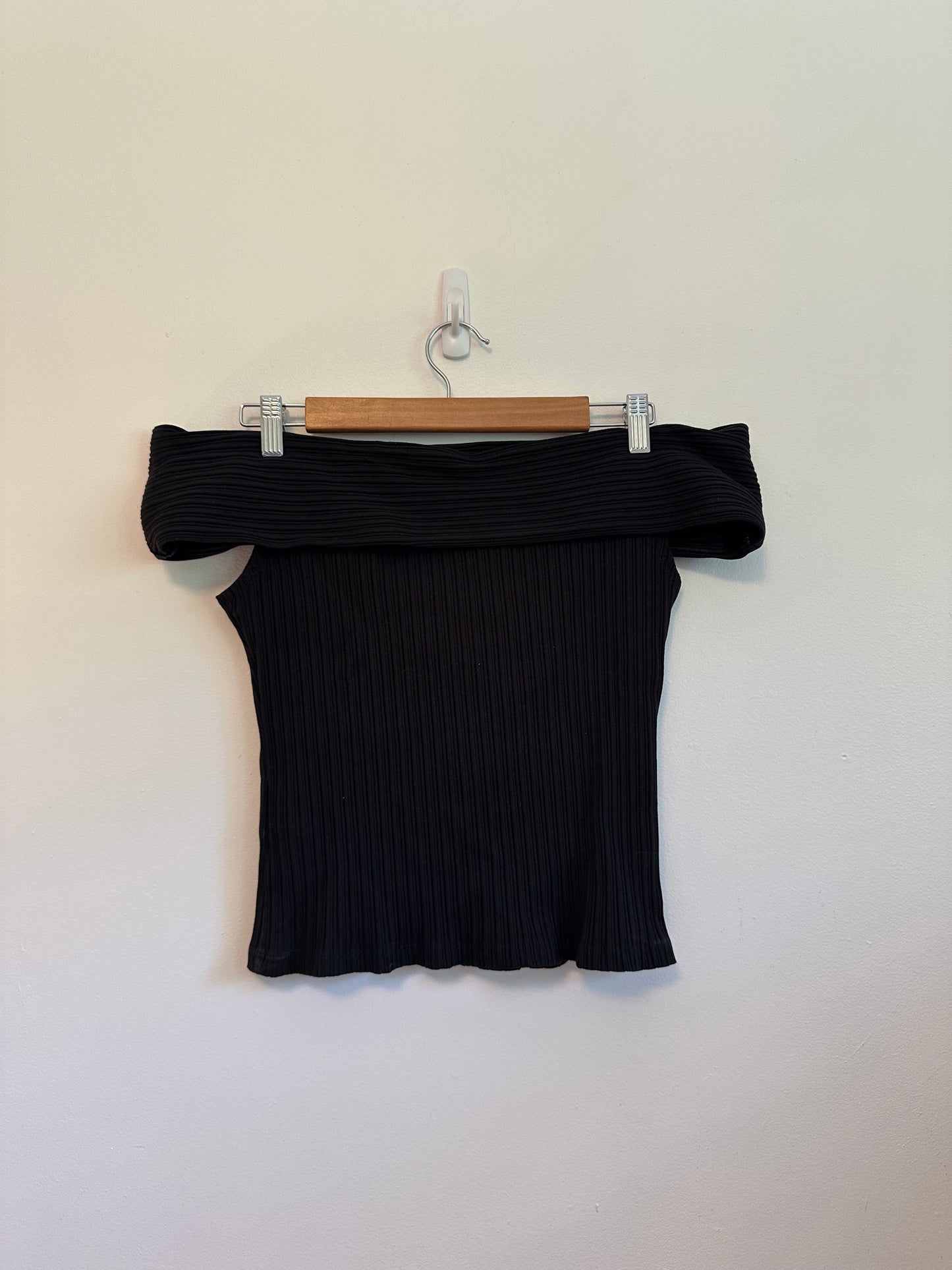 Madewell Black Ribbed Off The Shoulder Bardot Knit Top | Size Medium