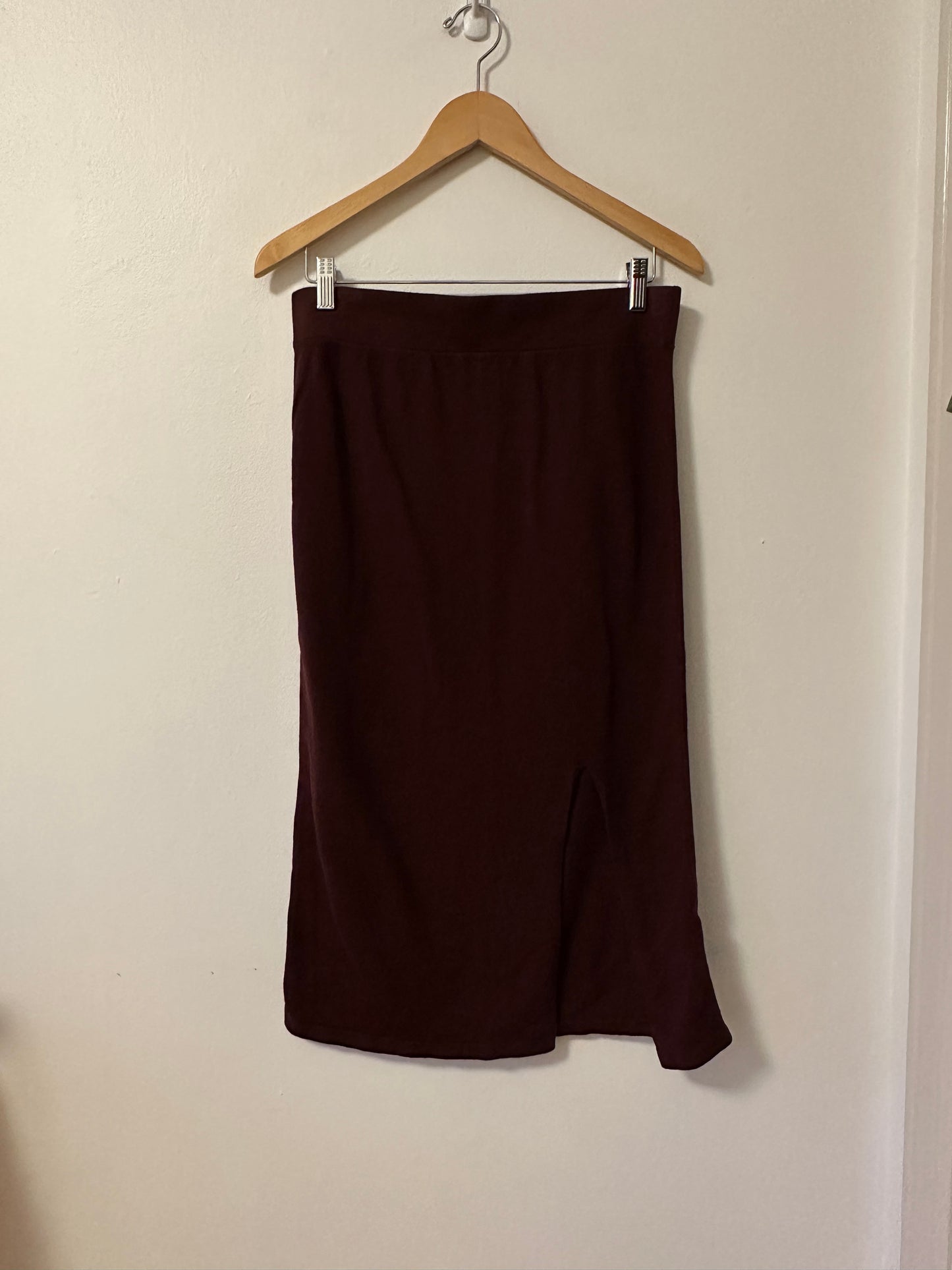 Banana Republic Burgundy Red Sweater Pencil Skirt | Size Medium