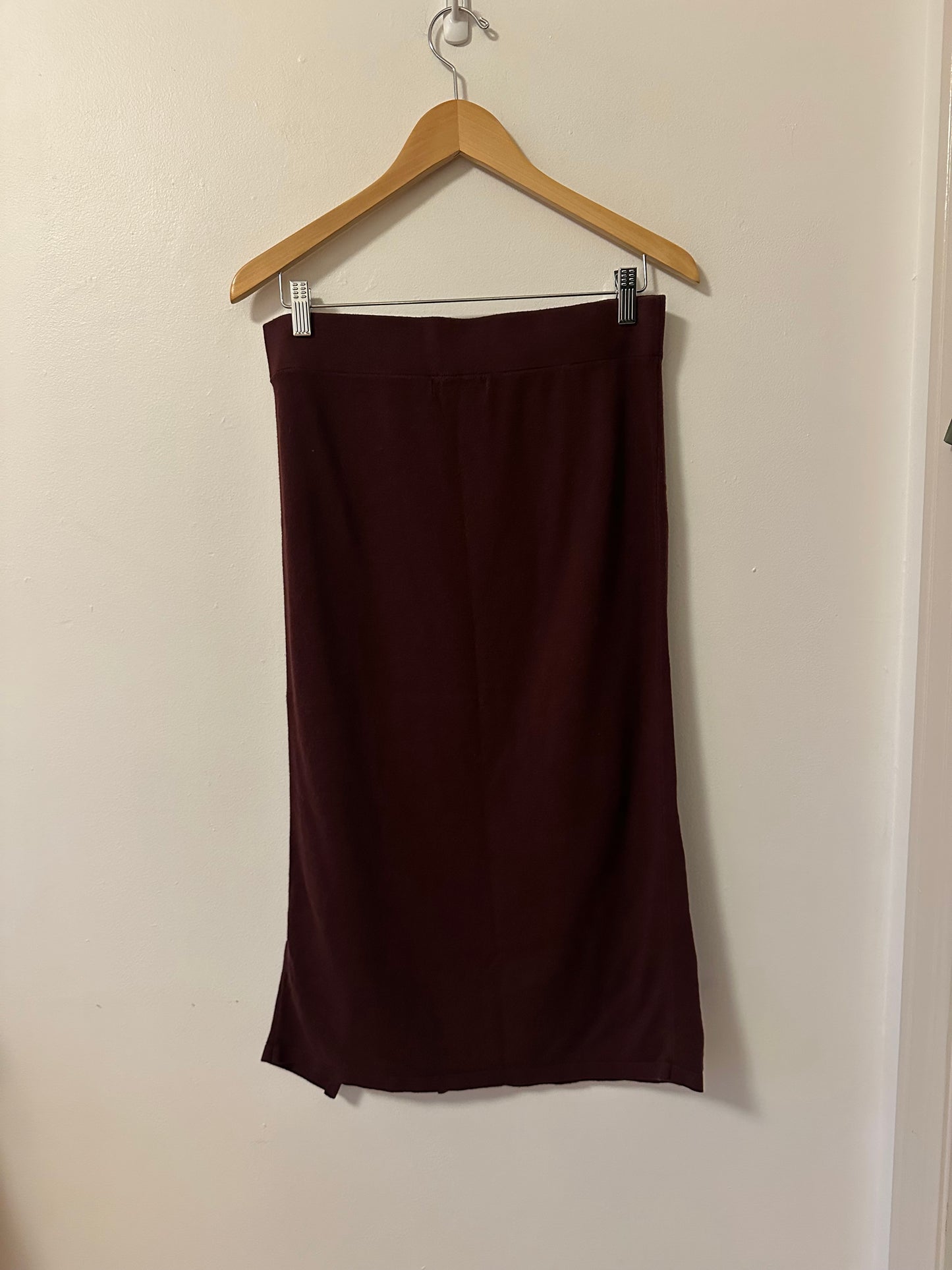 Banana Republic Burgundy Red Sweater Pencil Skirt | Size Medium
