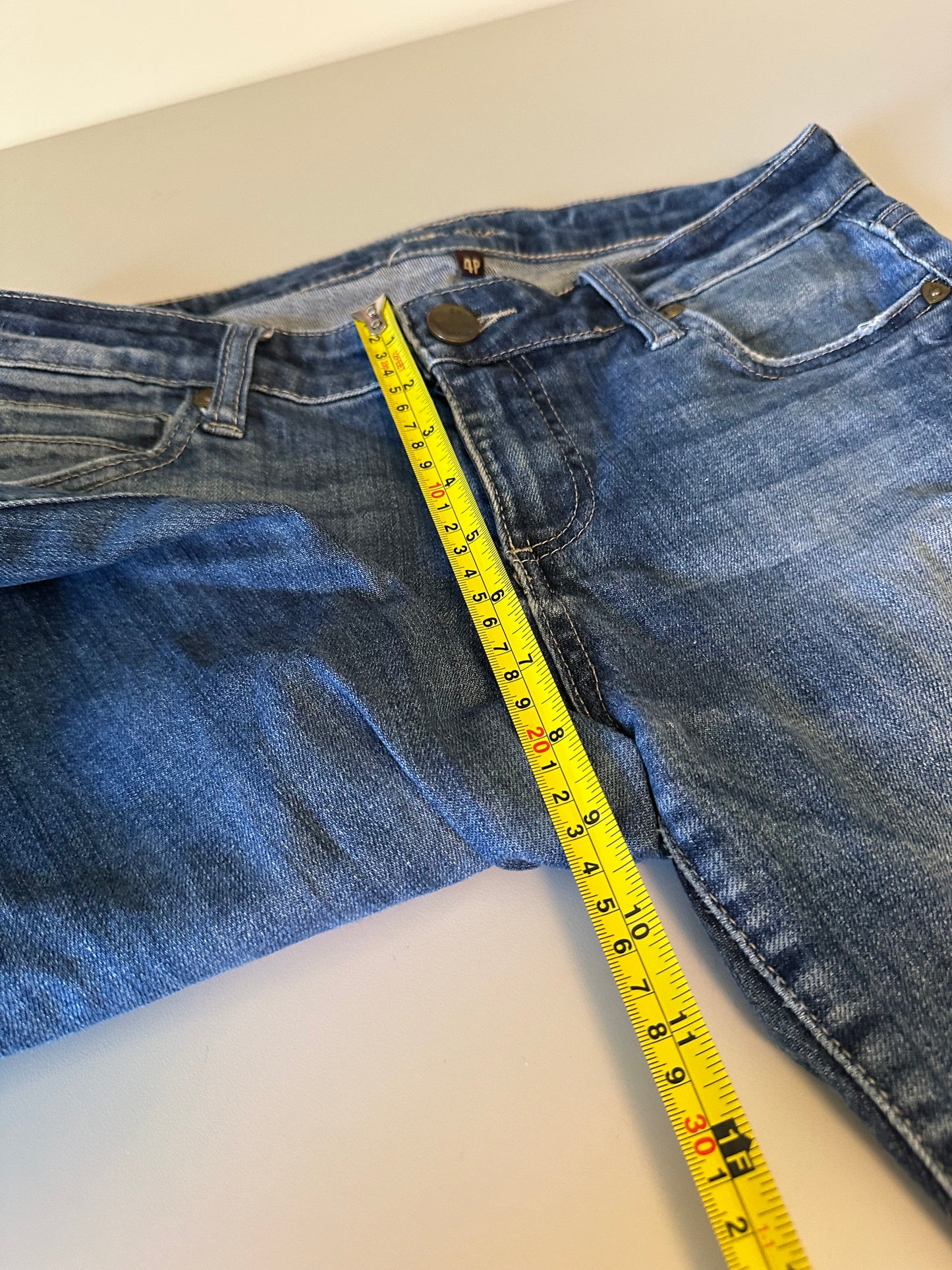 Kut from the Kloth Distressed Medium Wash Straight Leg Jeans | Size 4 Petite