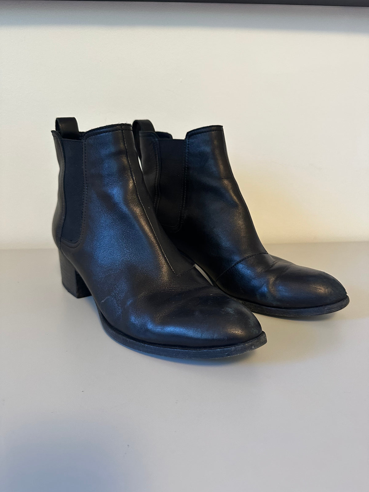 rag & bone Walker Black Leather Chelsea Ankle Boots with Stacked Block Heel | Size 41