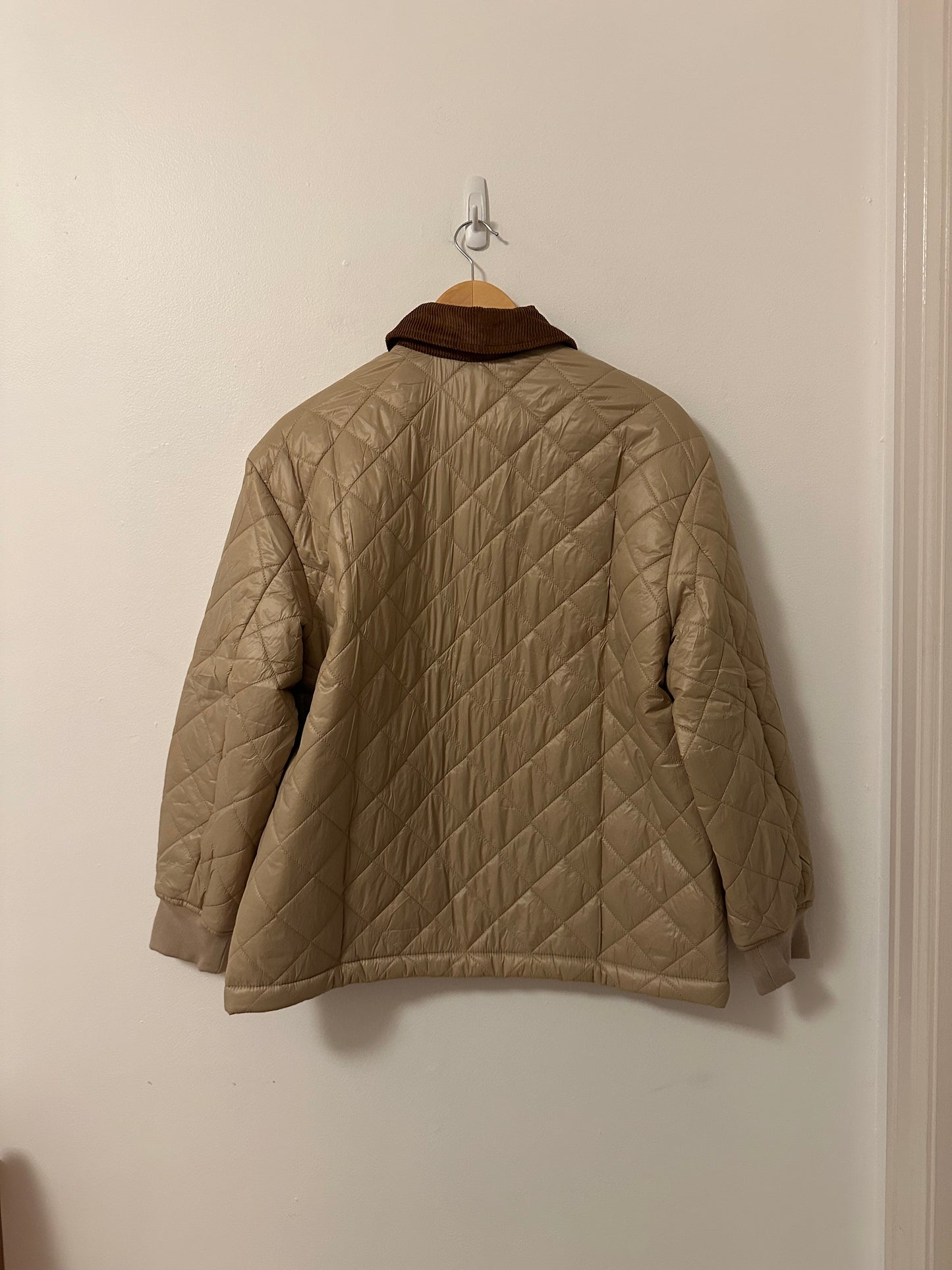 NWT Gap Relaxed Quilted Nylon Barn Jacket in Golden Khaki Brown | Size Medium