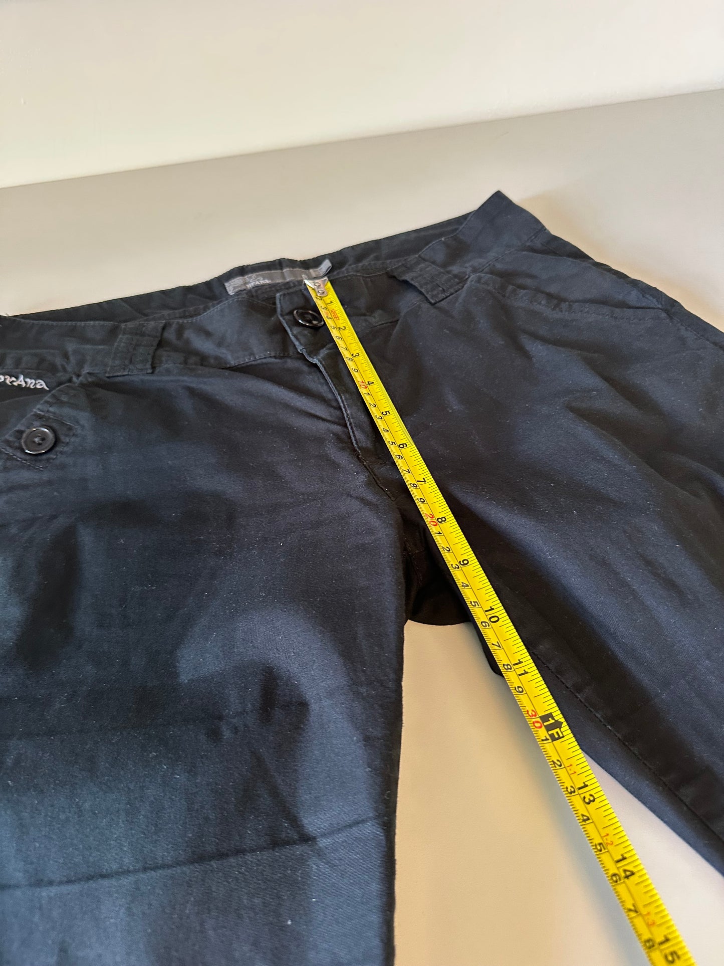 Prana Black Stretch Bermuda Knee Length Hiking Shorts | Size 6