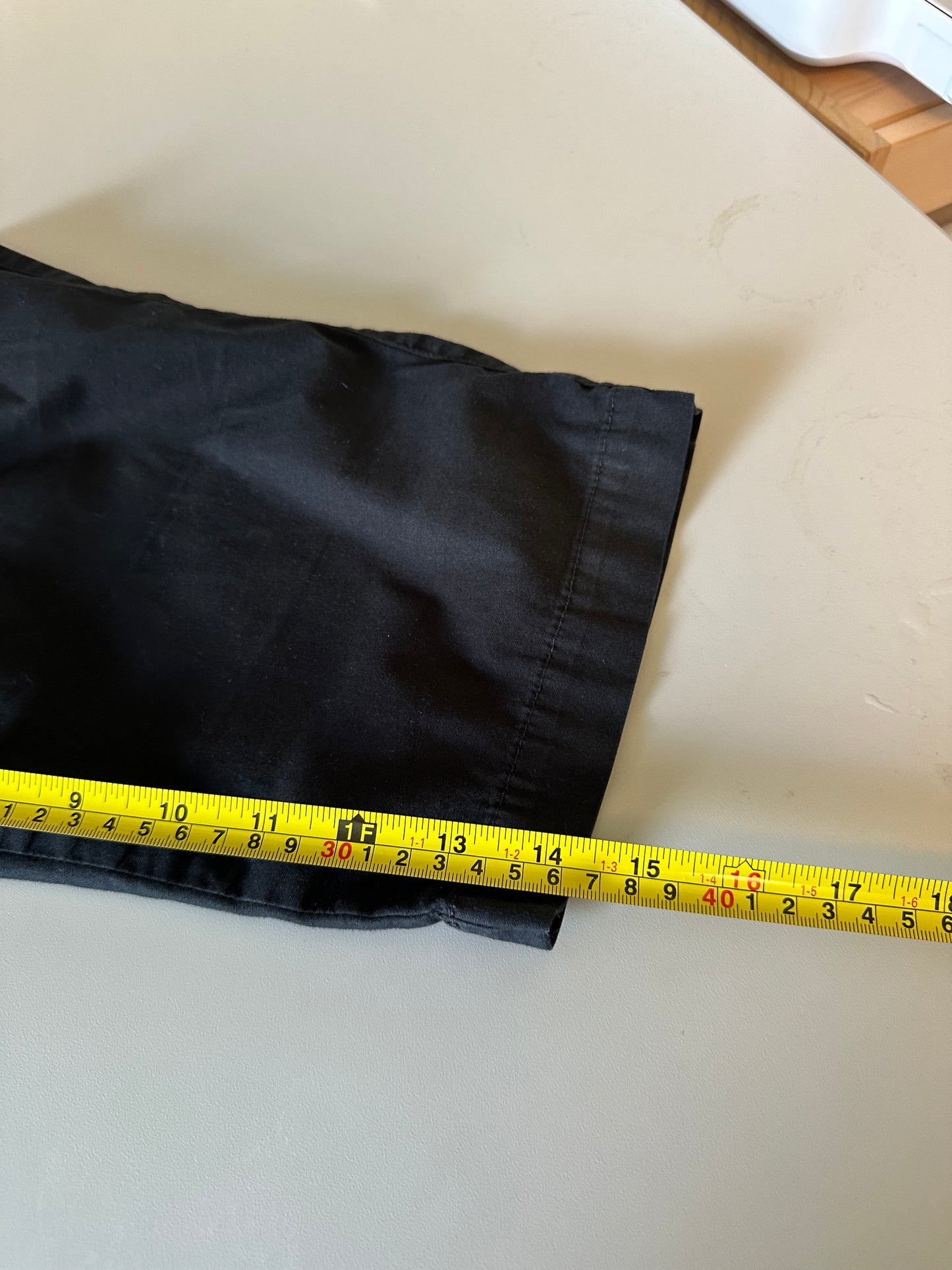 Prana Black Stretch Bermuda Knee Length Hiking Shorts | Size 6