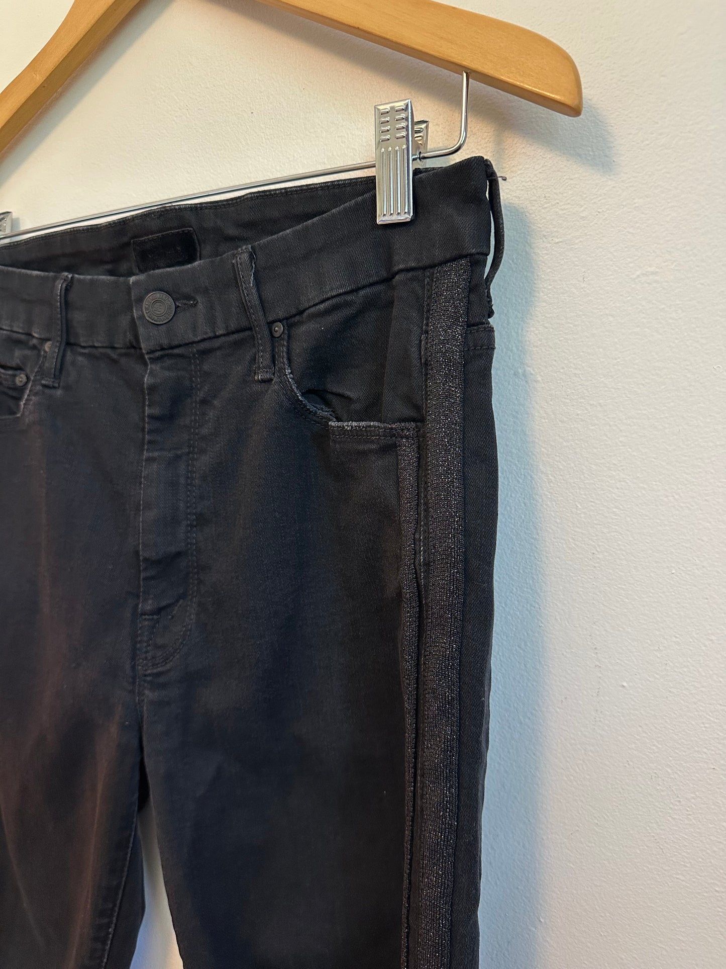 Mother High Waist Looker Ankle Fray in Guilty Party | Size 28