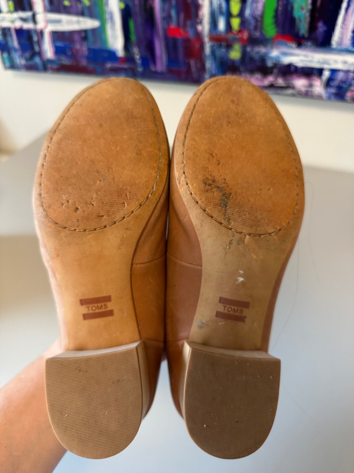 TOMS Esme Tan Leather Round Toe Block Heel Pumps | Size 8.5