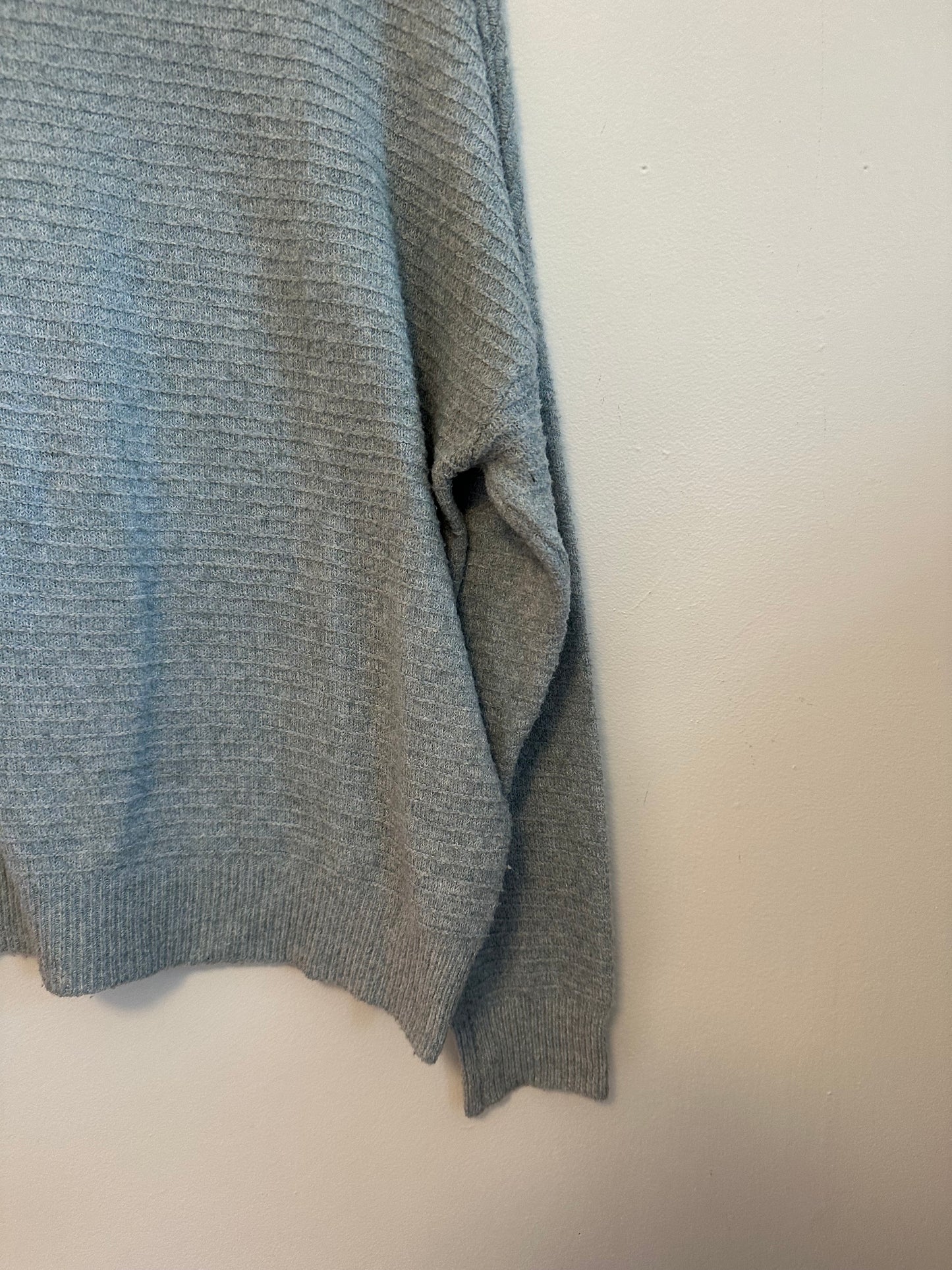 Vero Moda Textured Knit Crew Neck Drop Shoulder Sweater | Size Large