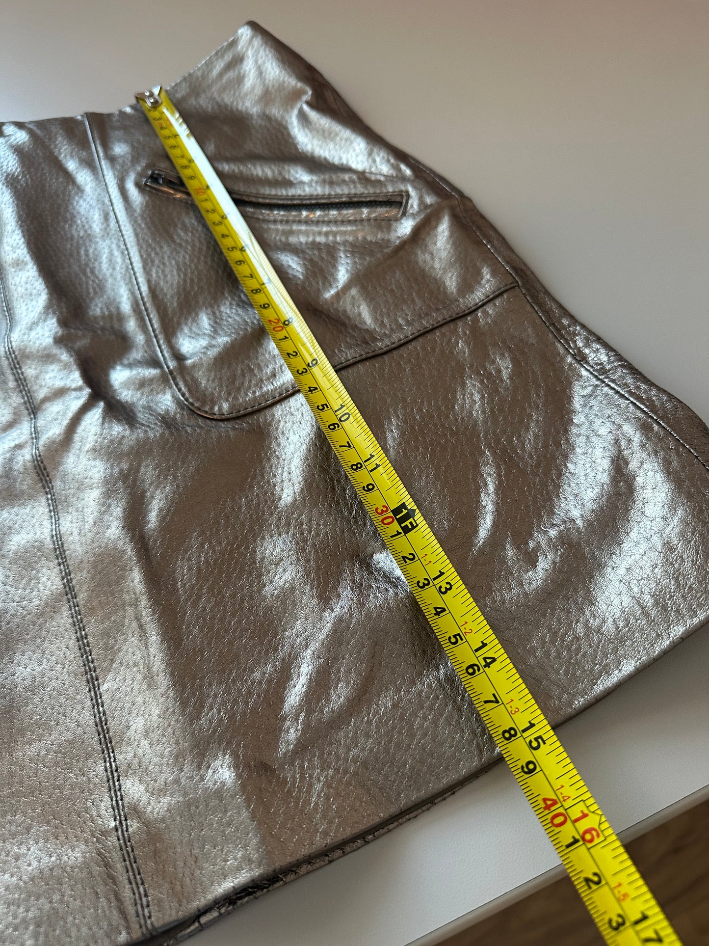 Blank NYC Bronze Metallic Leather Mini Skirt | Size 25