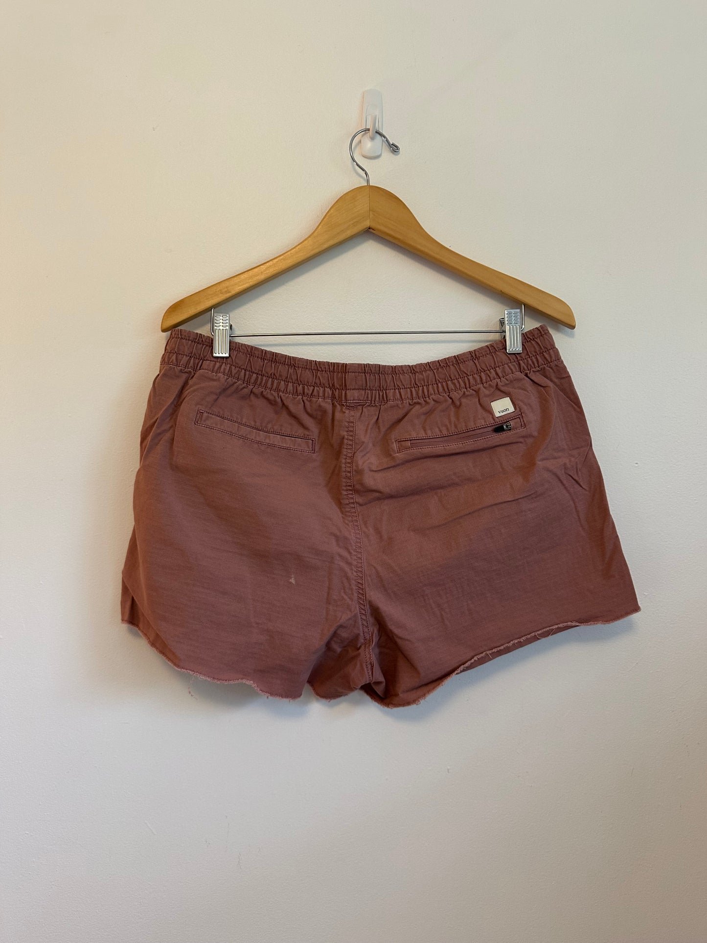 Vuori Ripstop Shorts in Dusty Rose | Size Large