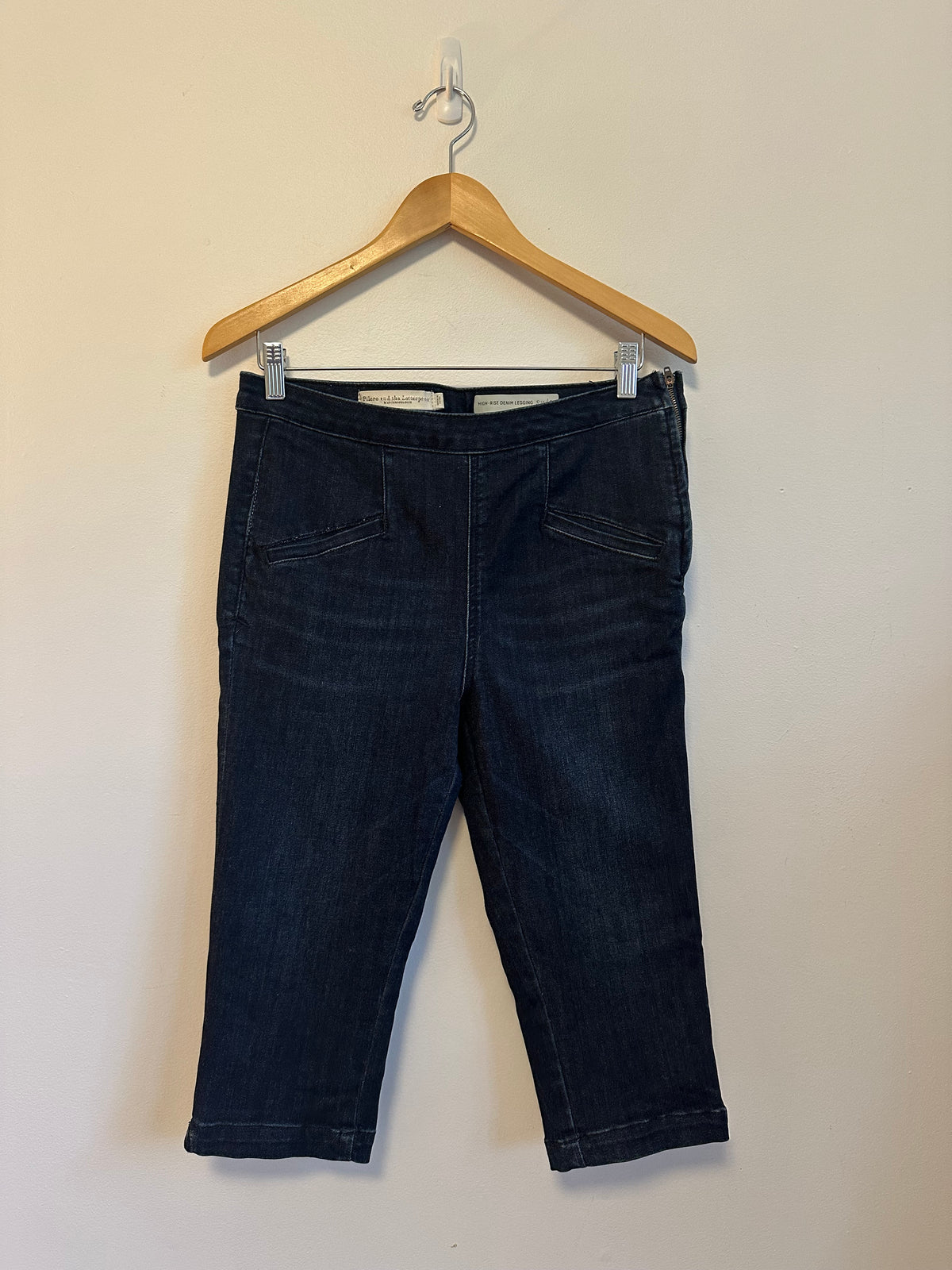 Pilcro and the Letterpress Anthropologie Cropped Denim Legging | Size 30