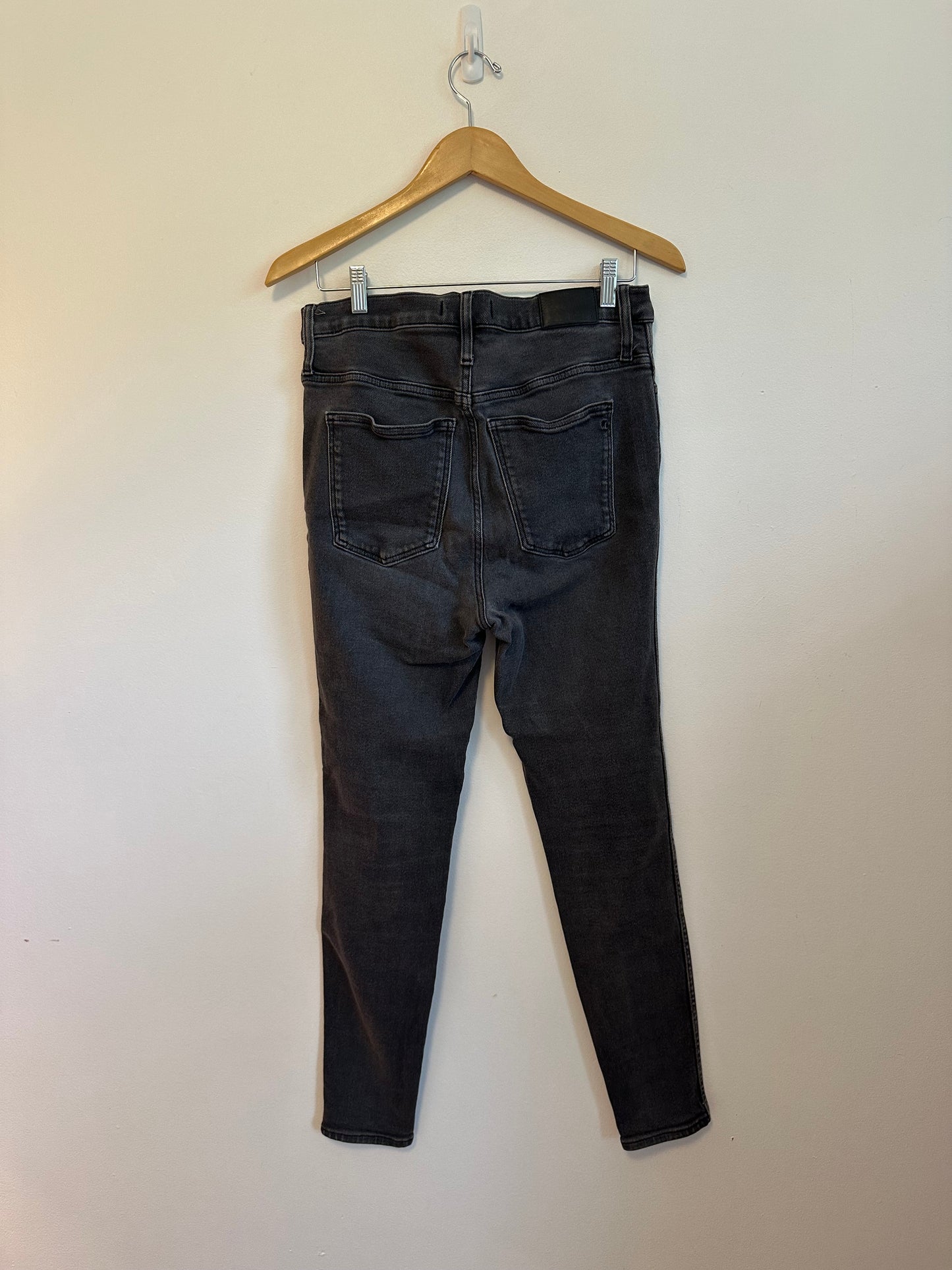 Madewell 10" High-Rise Skinny Jeans in Faded Black | Size 31