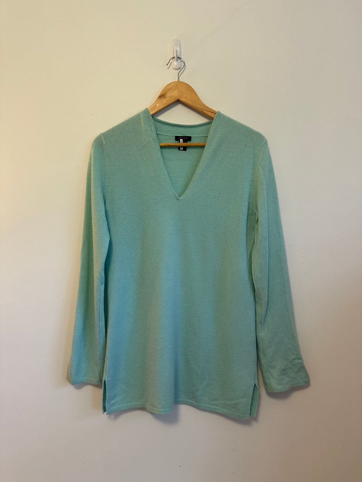 Only Mine Seafoam Green Cashmere V-Neck Tunic Sweater | Size Medium