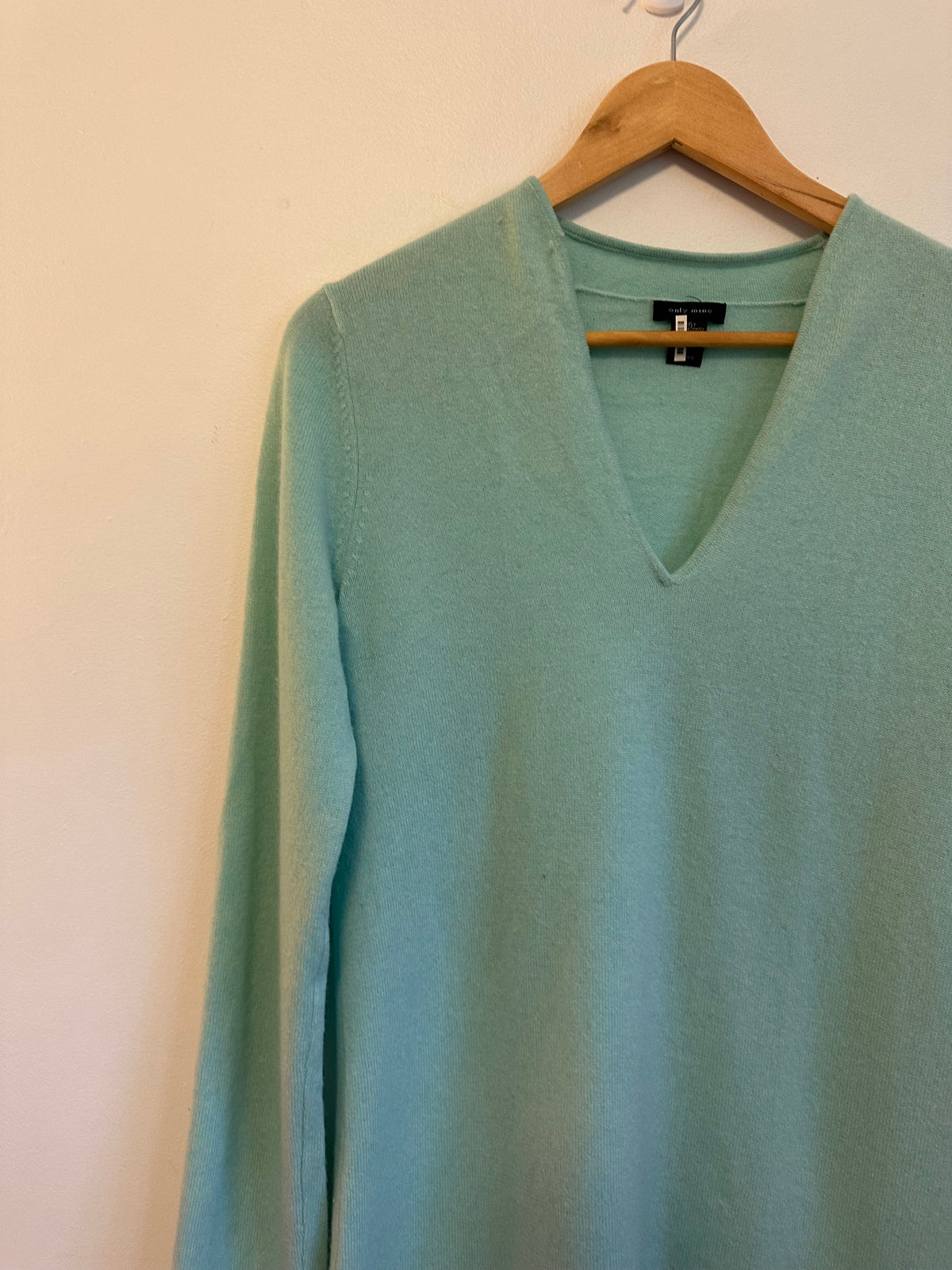 Only Mine Seafoam Green Cashmere V-Neck Tunic Sweater | Size Medium
