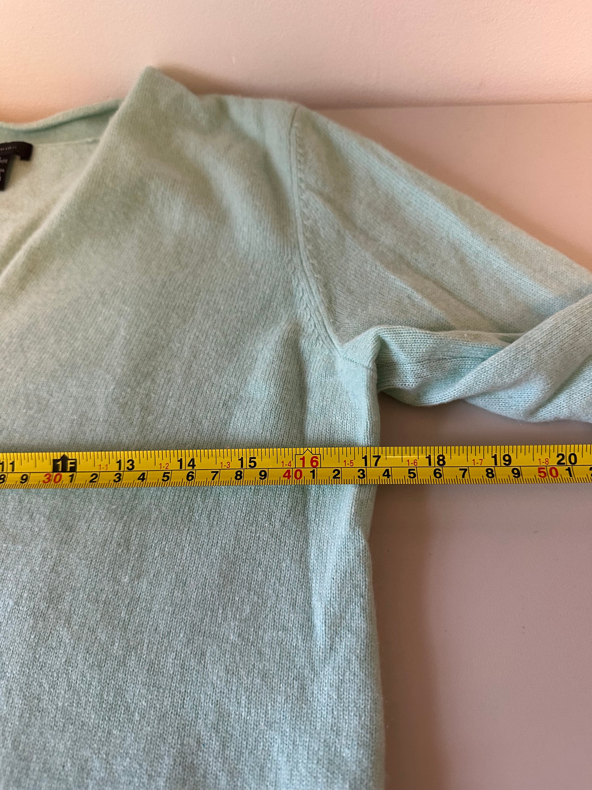 Only Mine Seafoam Green Cashmere V-Neck Tunic Sweater | Size Medium