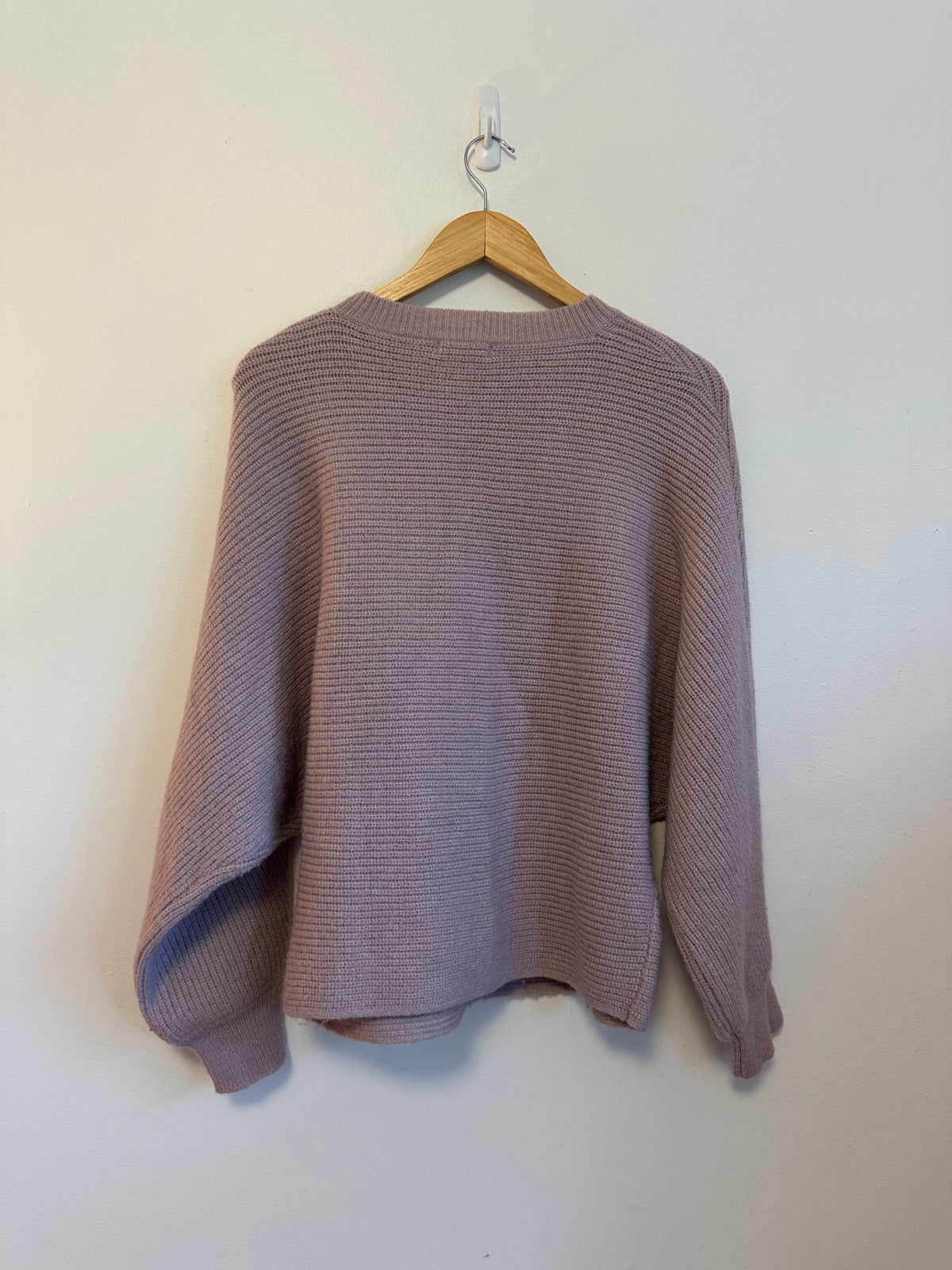 Lush Lilac Purple Dolman Sleeve Knit Sweater | Size Medium