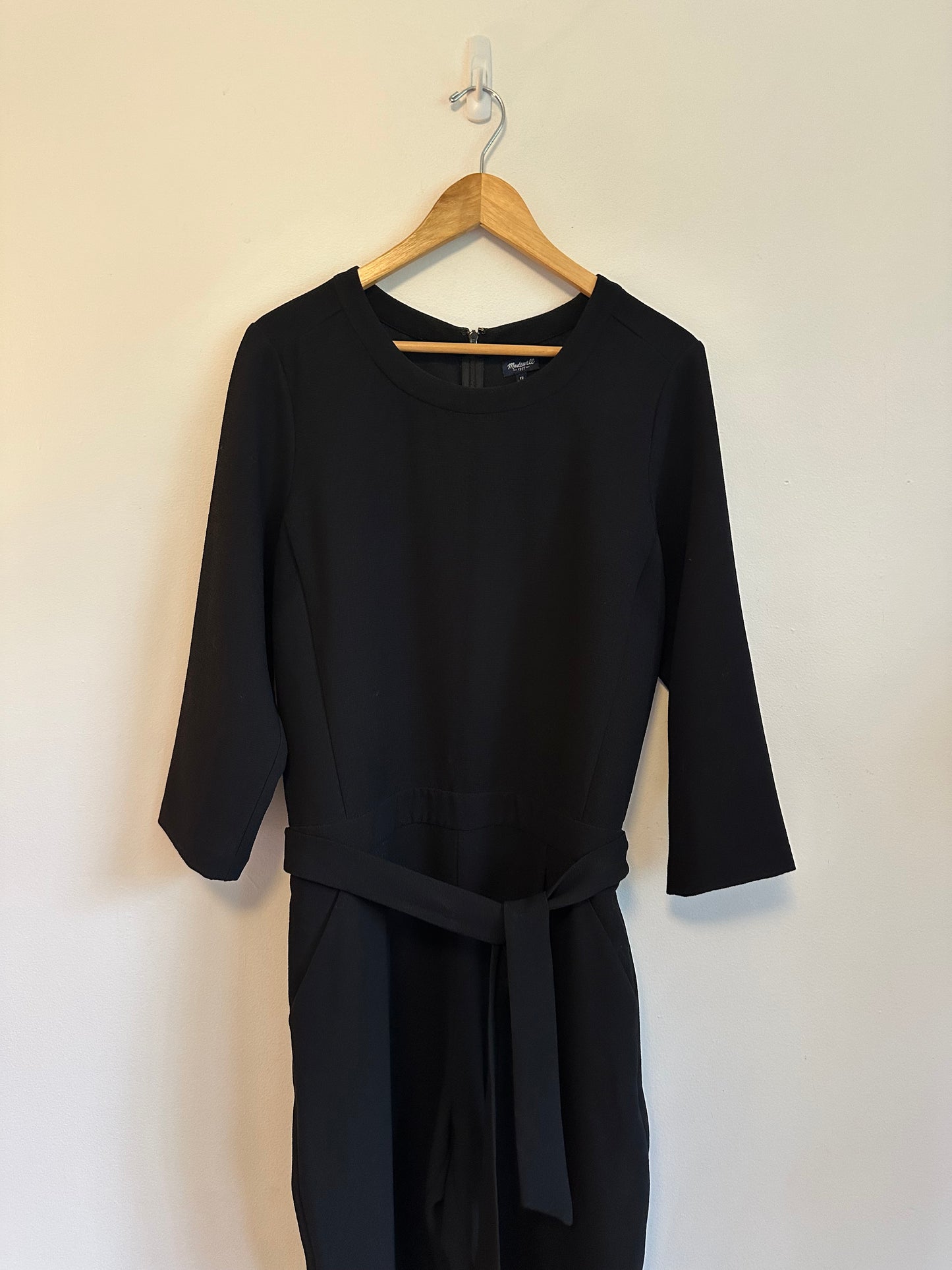 Madewell Sloan Crepe Jumpsuit in True Black | Size 12