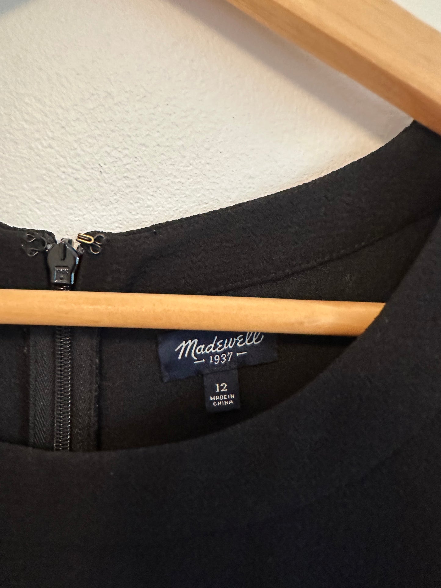 Madewell Sloan Crepe Jumpsuit in True Black | Size 12