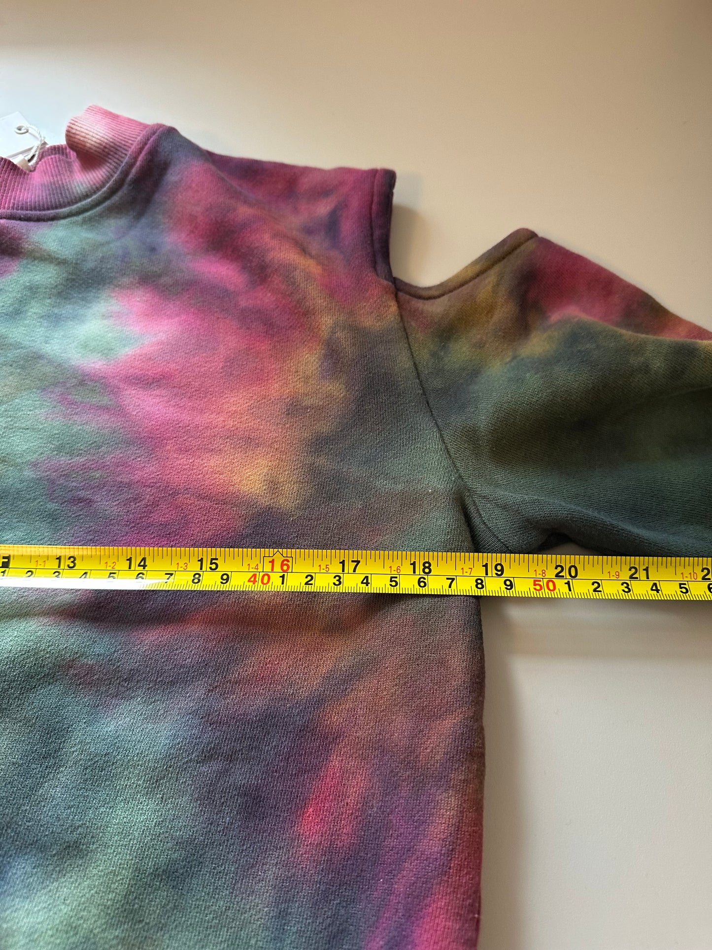 NWT 525 America Cut Out Shoulder Purple Tie Dye Sweatshirt | Size XS